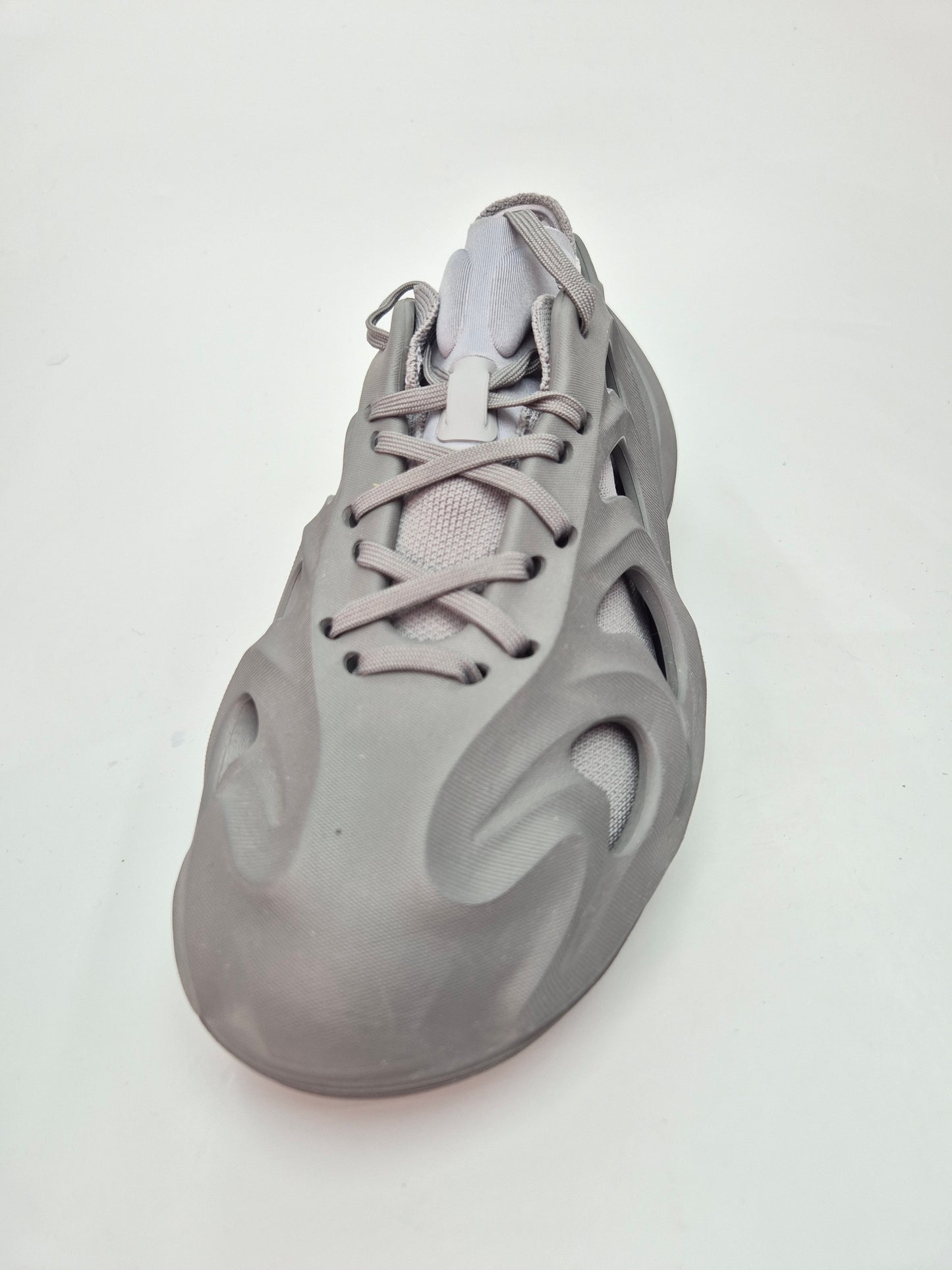 ADIDAS NOVI ORIGINAL PATIKI BR 40.5