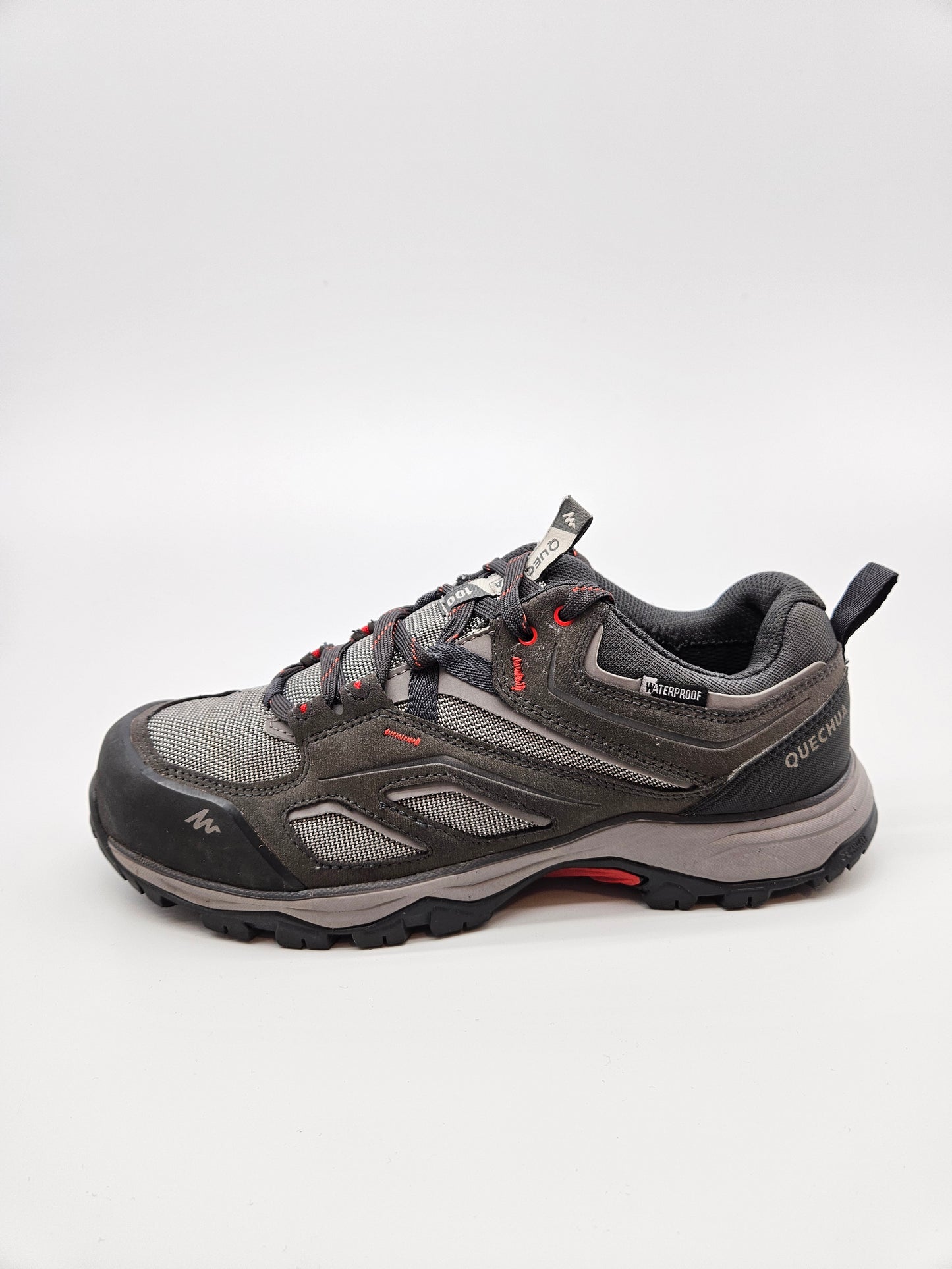 QUECHUA VODOOTPORNI PATIKI BR 40
