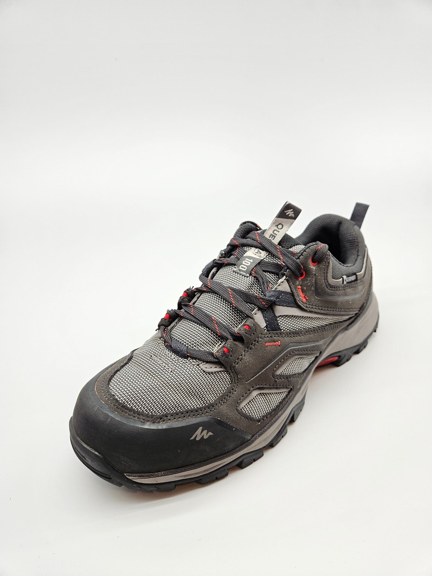 QUECHUA VODOOTPORNI PATIKI BR 40