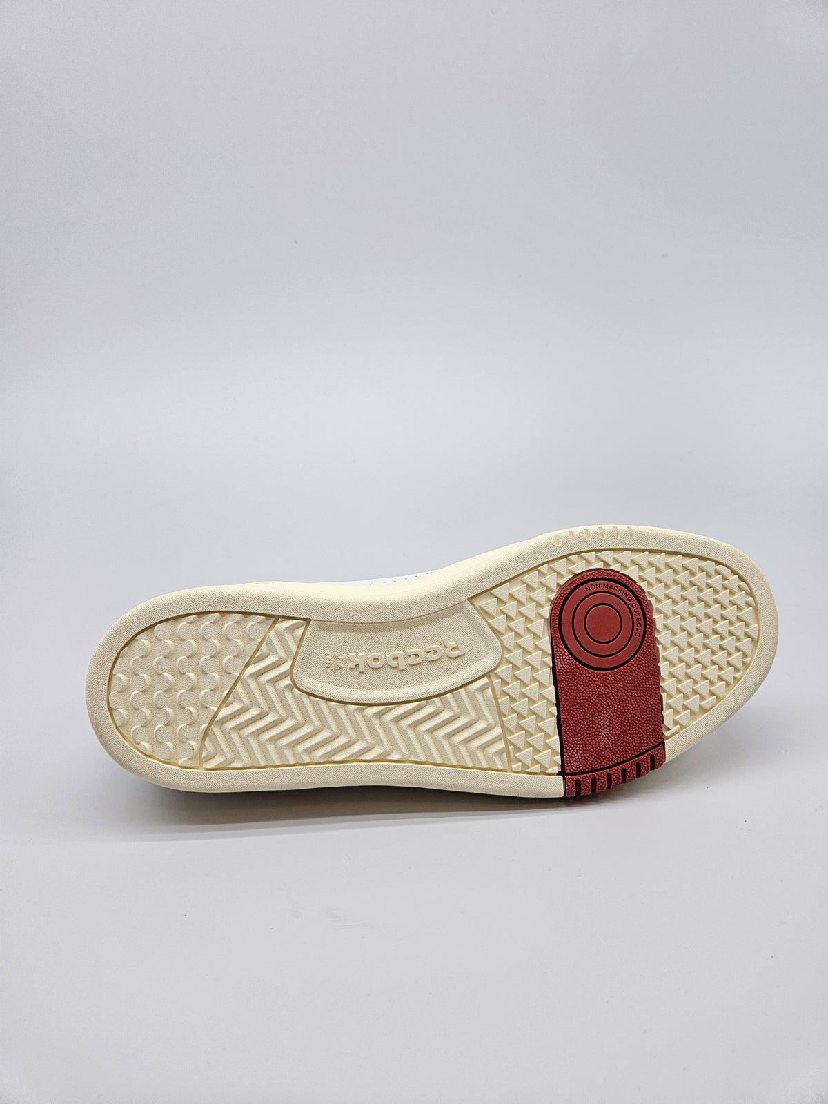 REEBOK NOVI ORIGINAL PATIKI BR 42.5