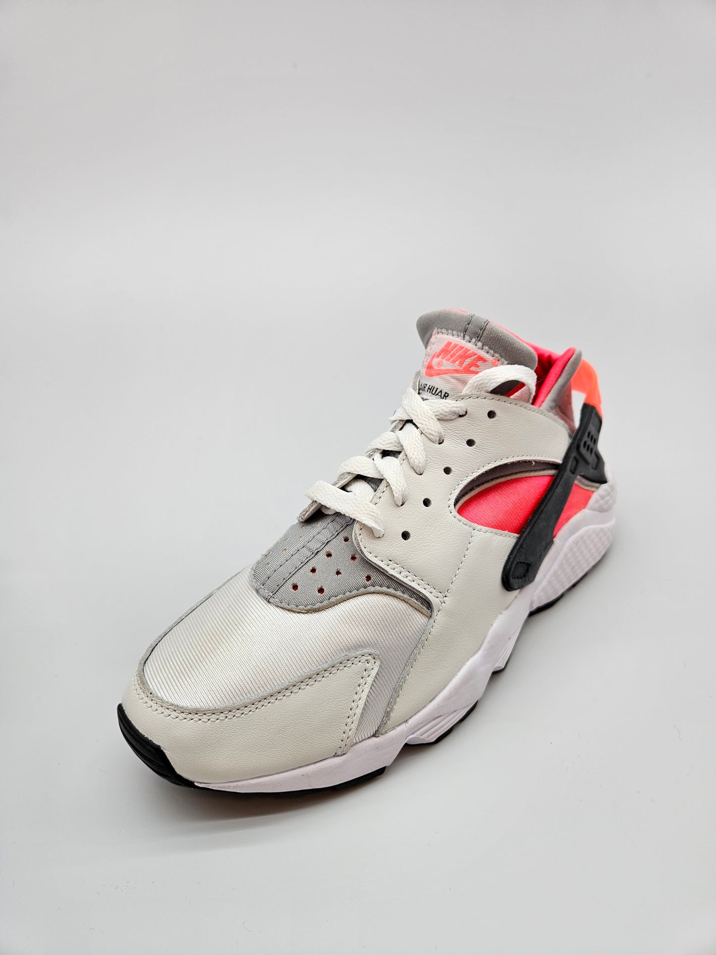 NIKE HUARACHE NOVI ORIGINAL PATIKI BR 41