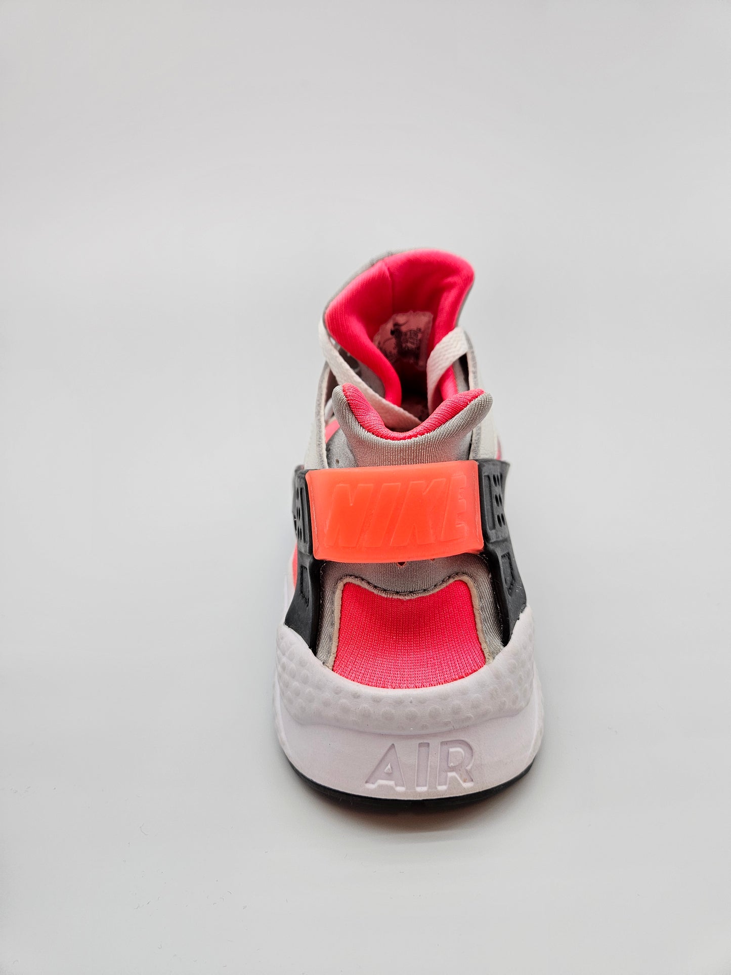 NIKE HUARACHE NOVI ORIGINAL PATIKI BR 41