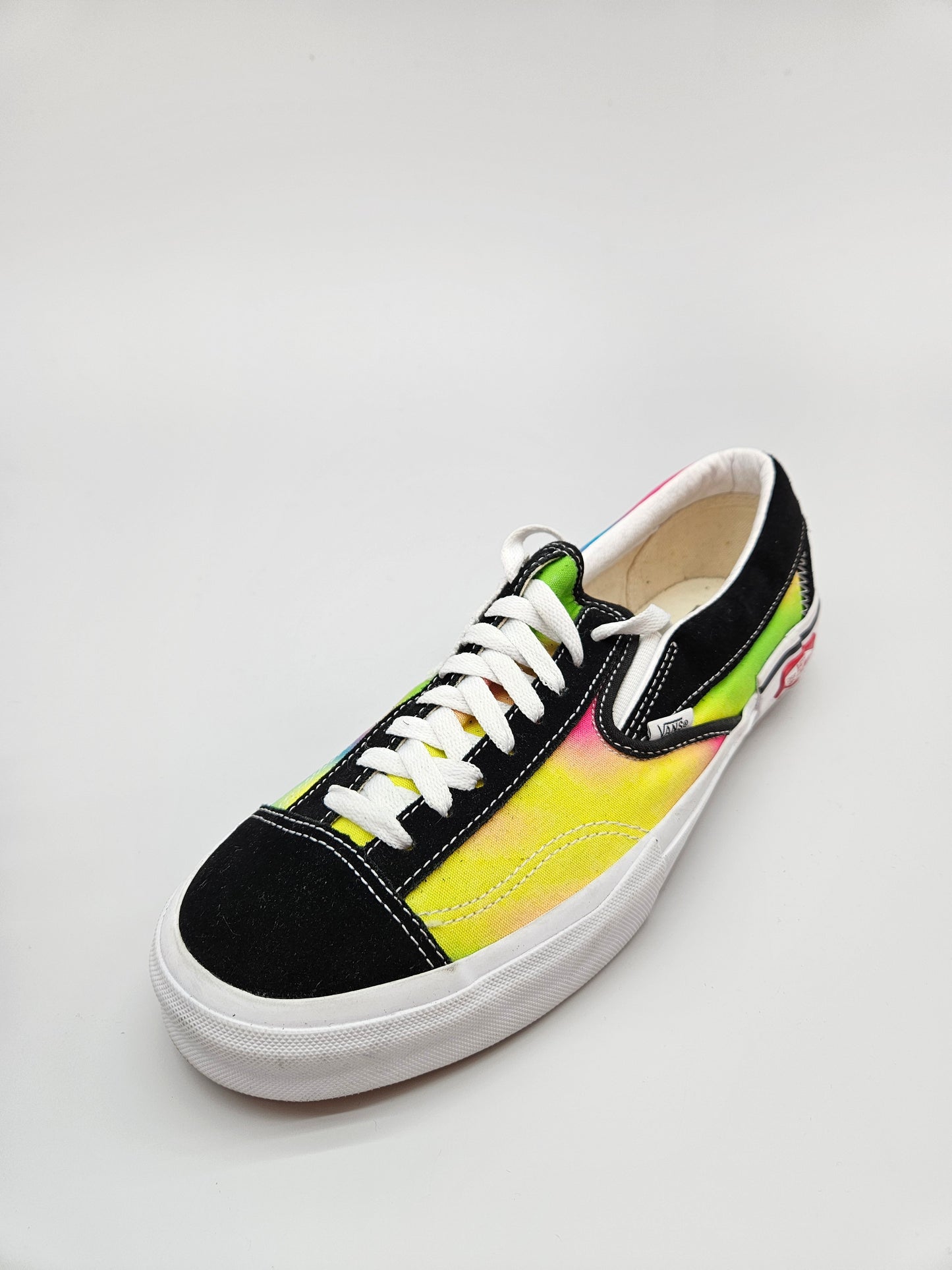 VANS NOVI ORIGINAL PATIKI BR 45