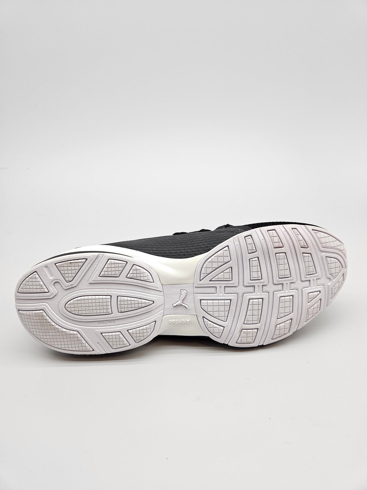 PUMA ORIGINAL NOVI PATIKI BR 45