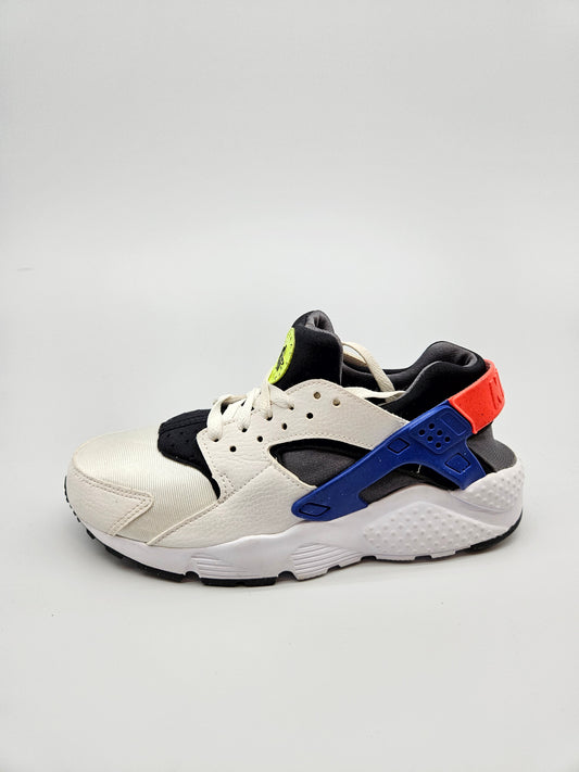 NIKE HUARACHE NOVI ORIGINAL PATIKI BR 38