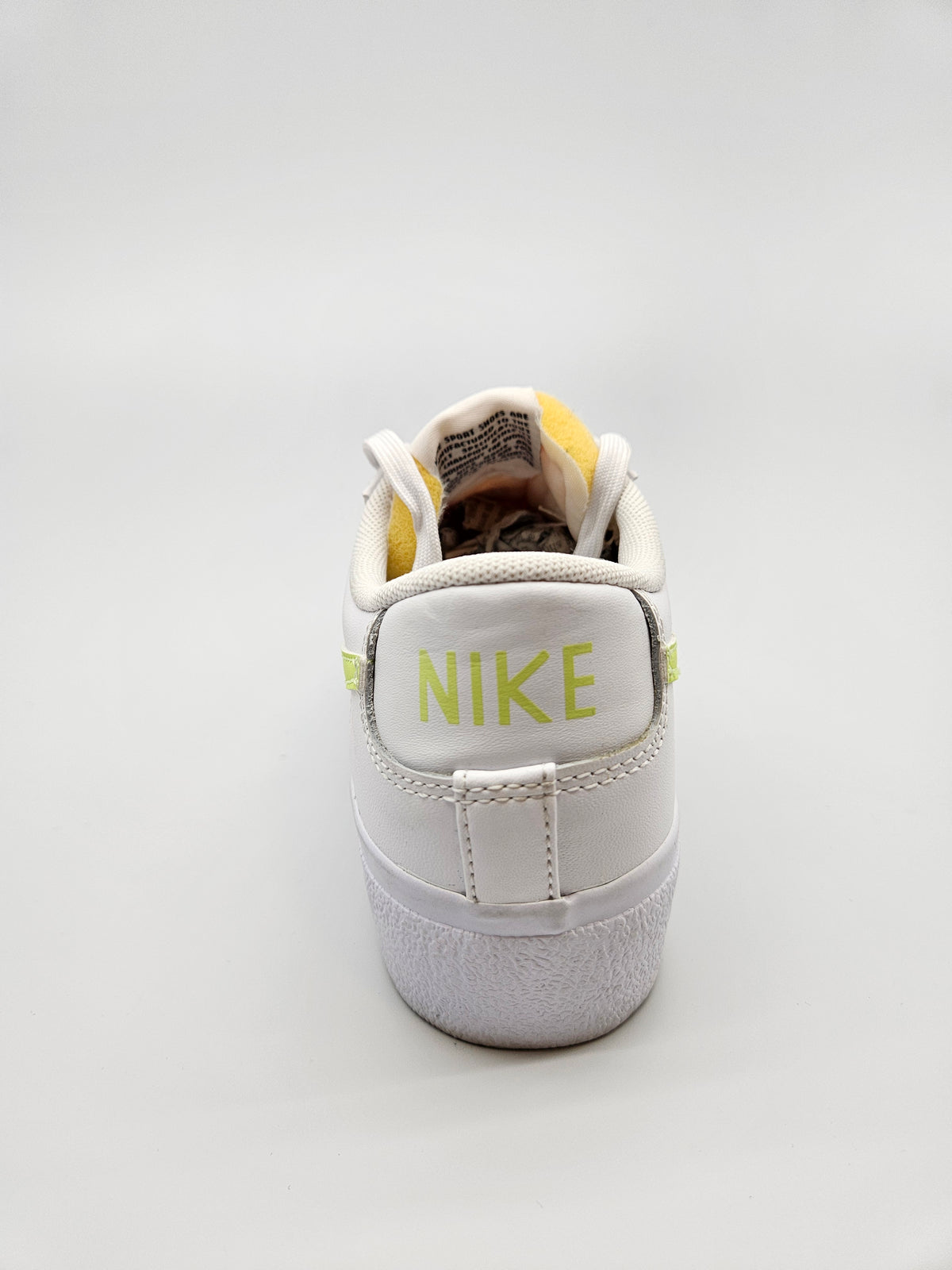 NIKE NOVI ORIGINAL PATIKI BR 37.5