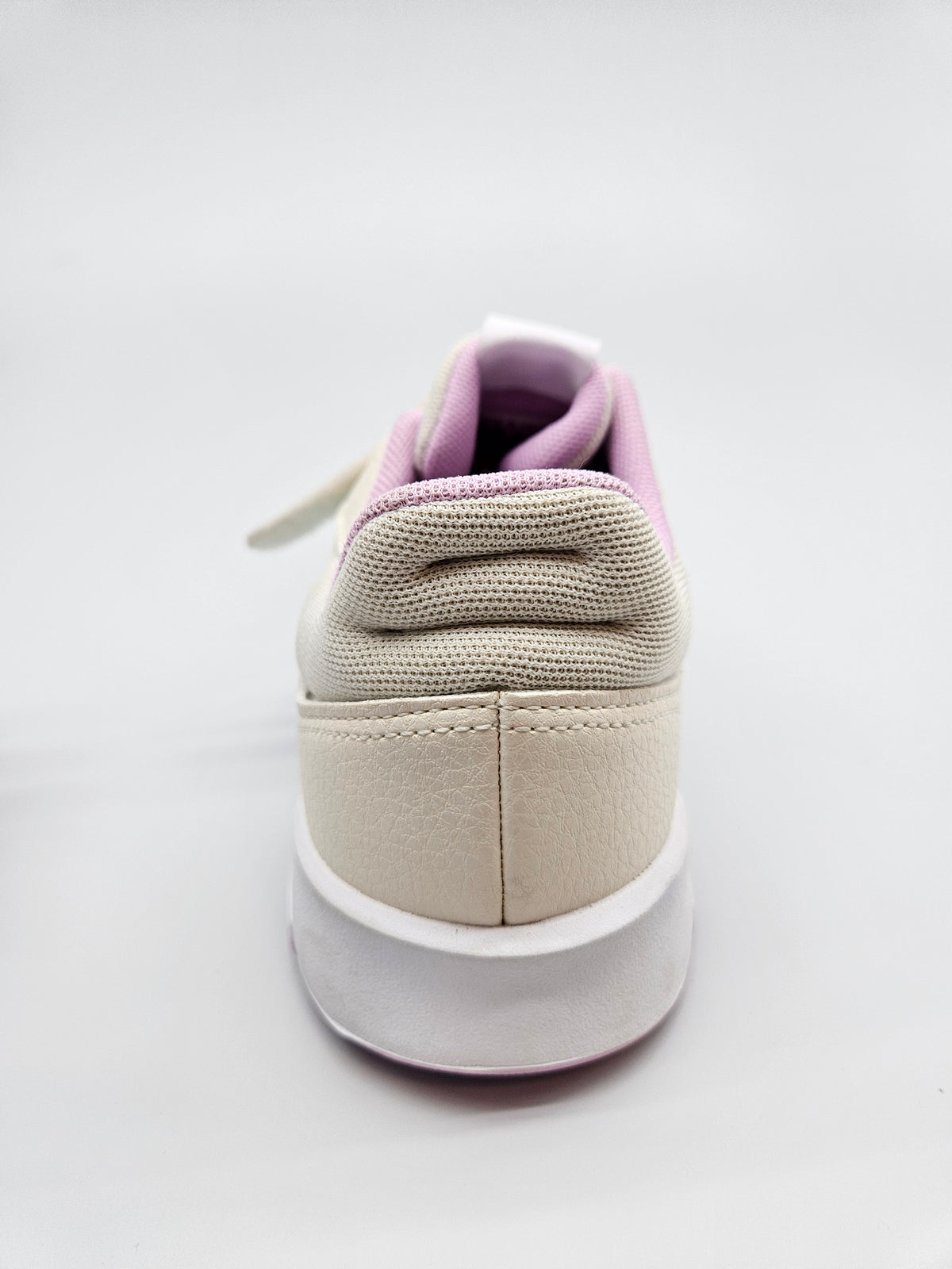 ADIDAS NOVI ORIGINAL PATIKI BR 40