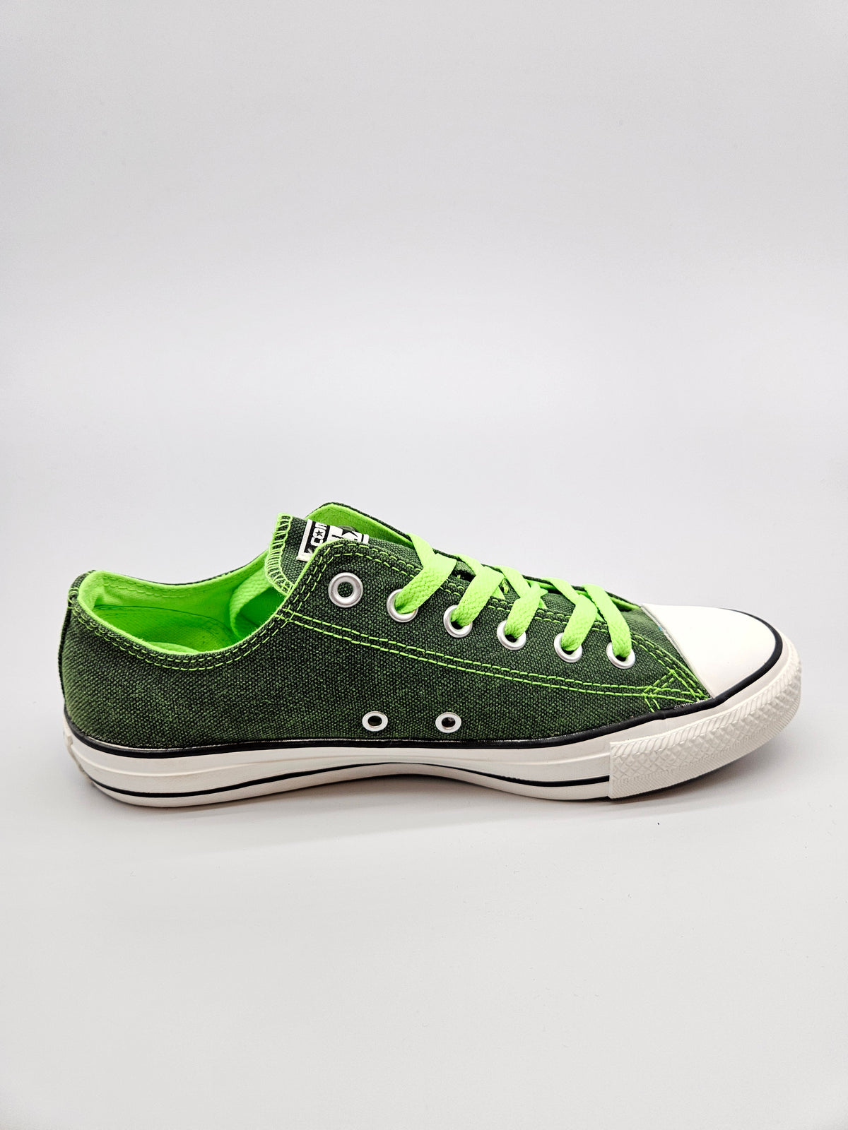 CONVERS NOVI ORIGINAL PATIKI BR 41