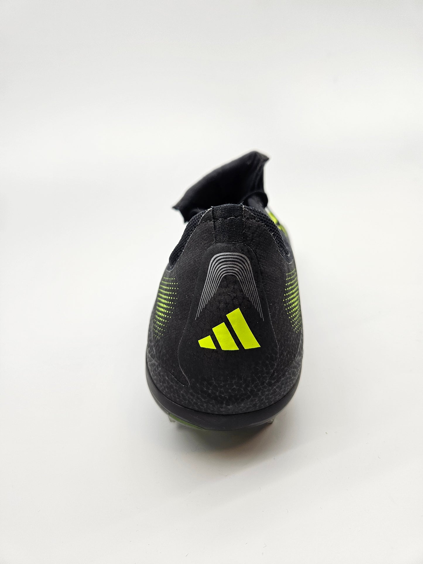 ADIDAS  ORIGINAL PATIKI BR 44.5