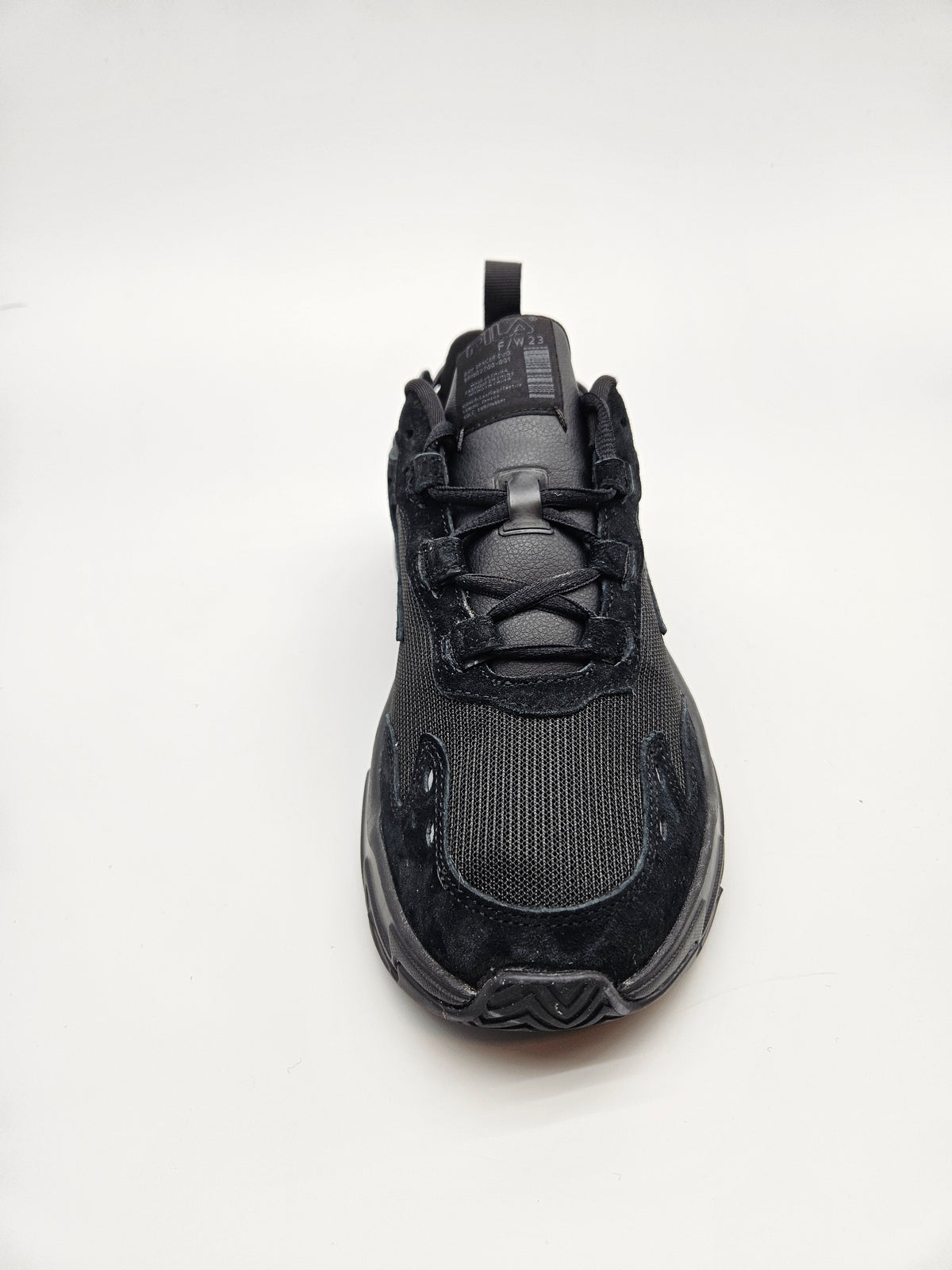 FILA NOVI ORIGINAL PATIKI BR 41.5