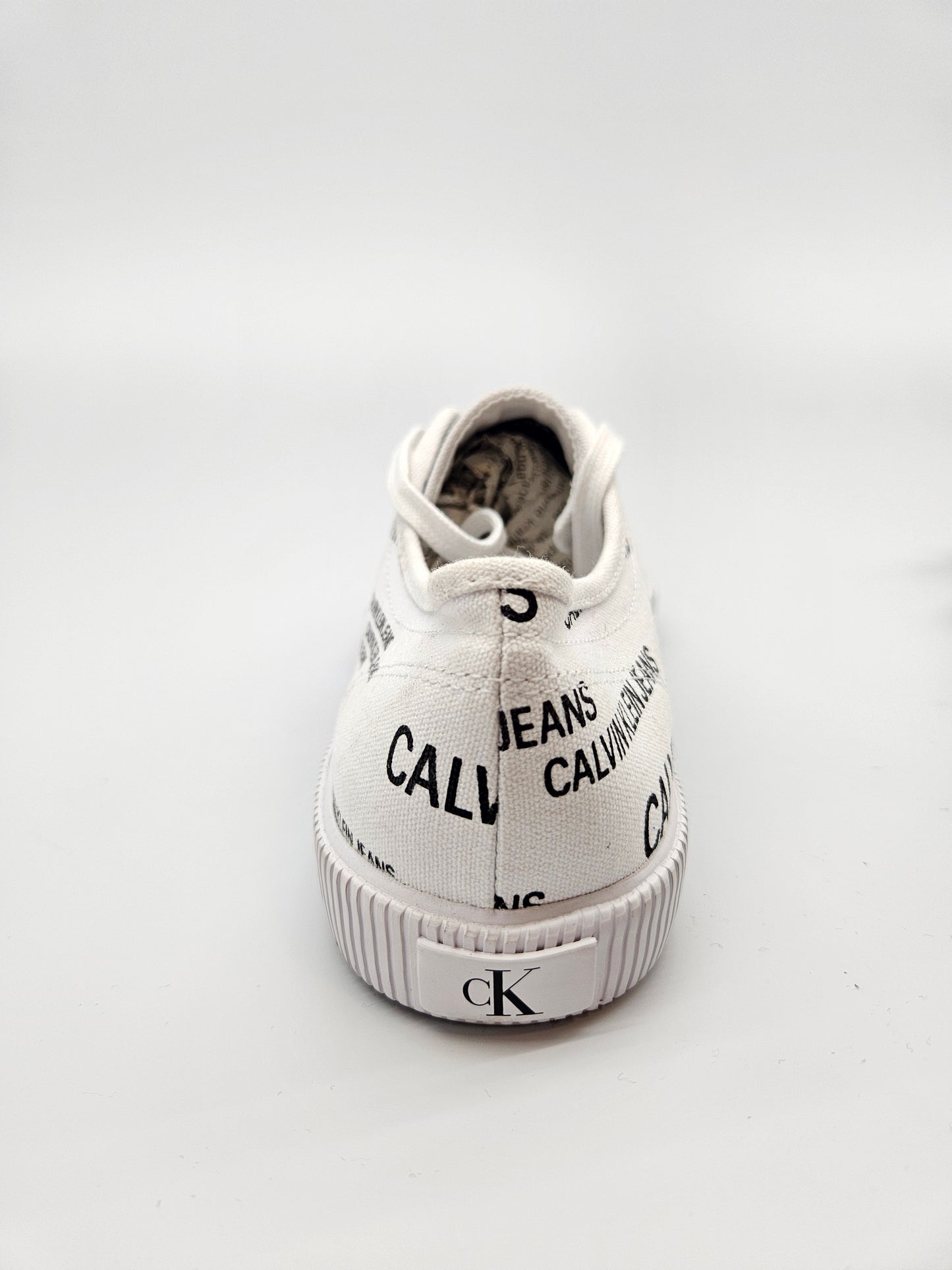 CALVIN KLEIN NOVI ORIGINAL PATIKI BR 44