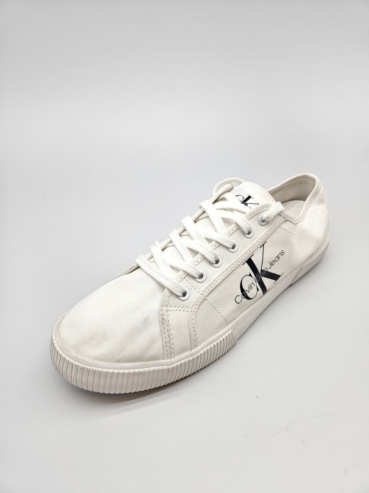 CALVIN KLEIN NOVI ORIGINAL PATIKI BR 44