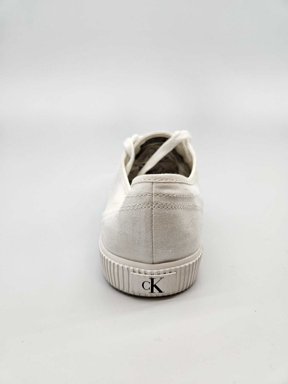 CALVIN KLEIN NOVI ORIGINAL PATIKI BR 44