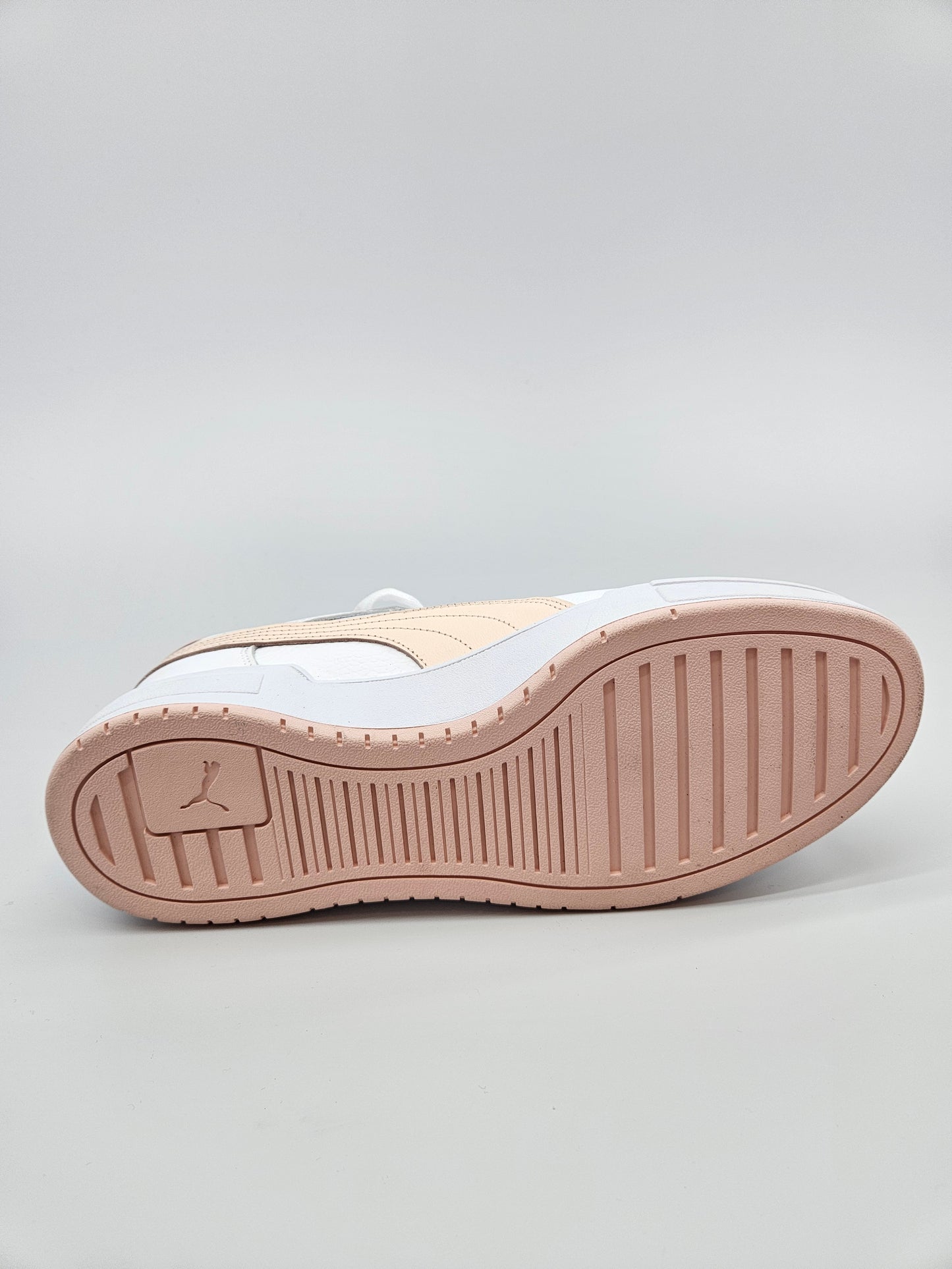 PUMA NOVI ORIGINAL PATIKI BR 44.5