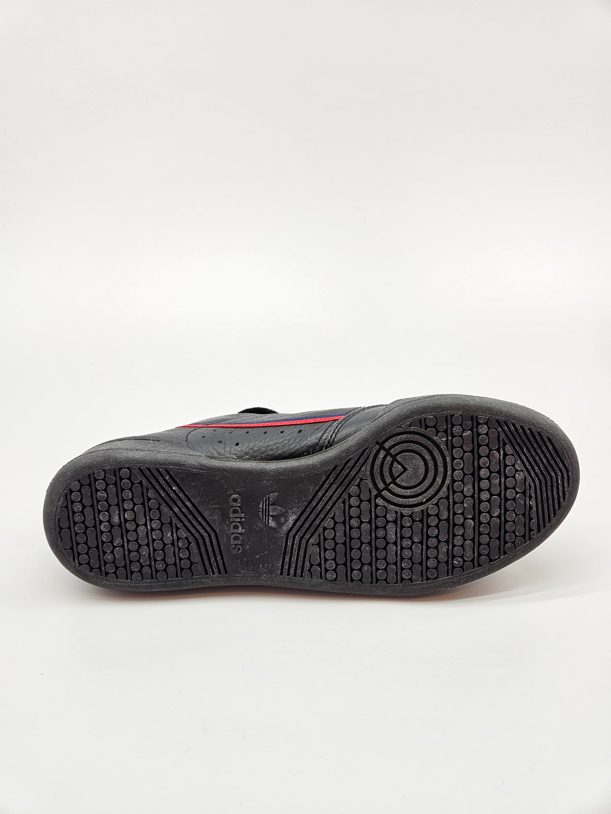 ADIDAS NOVI ORIGINAL PATIKI BR 39