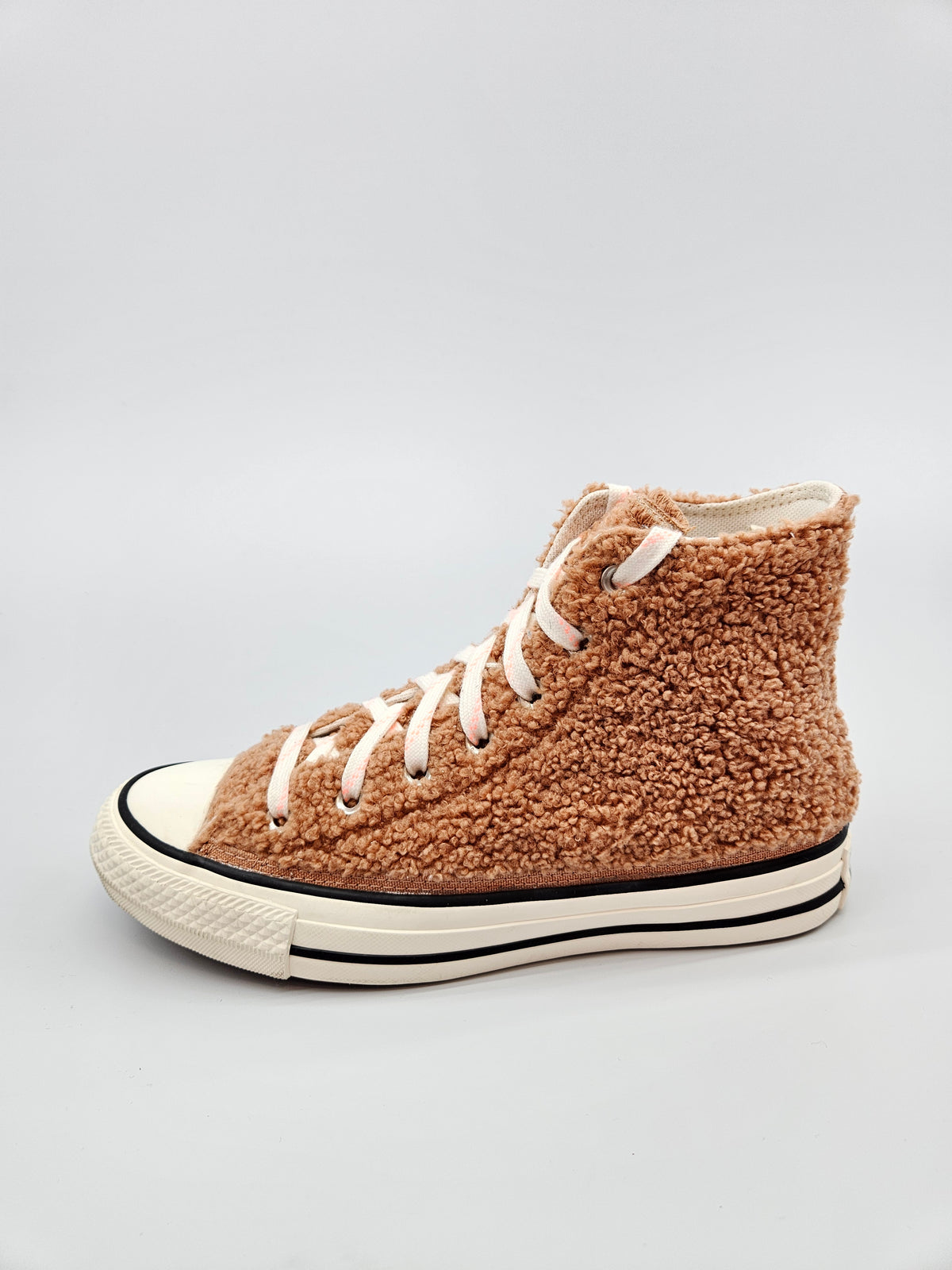 CONVERSE NOVI ORIGINAL PATIKI BR 37.5