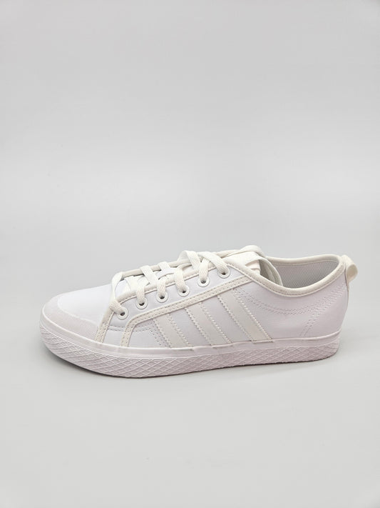 ADIDAS NOVI ORIGINAL PATIKI BR 41