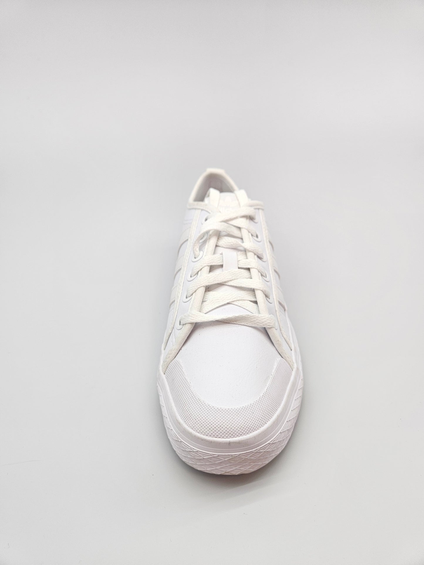 ADIDAS NOVI ORIGINAL PATIKI BR 41