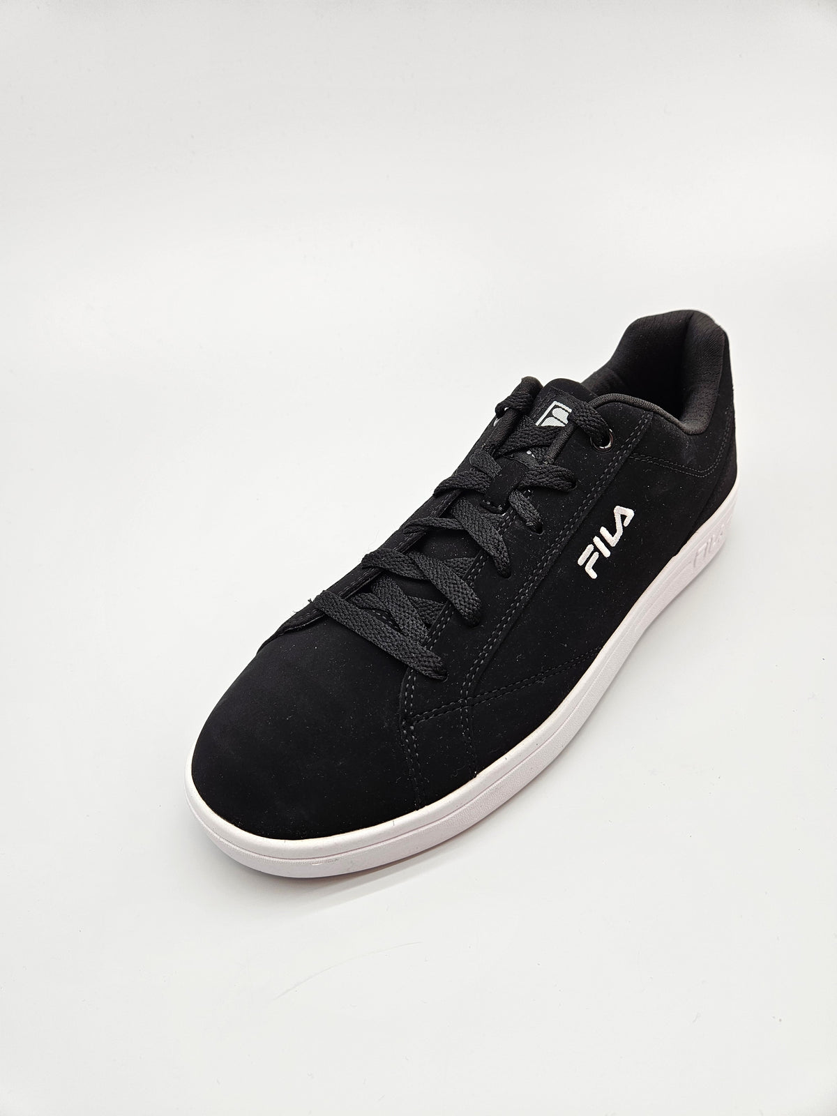 FILA NOVI ORIGINAL PATIKI BR 45