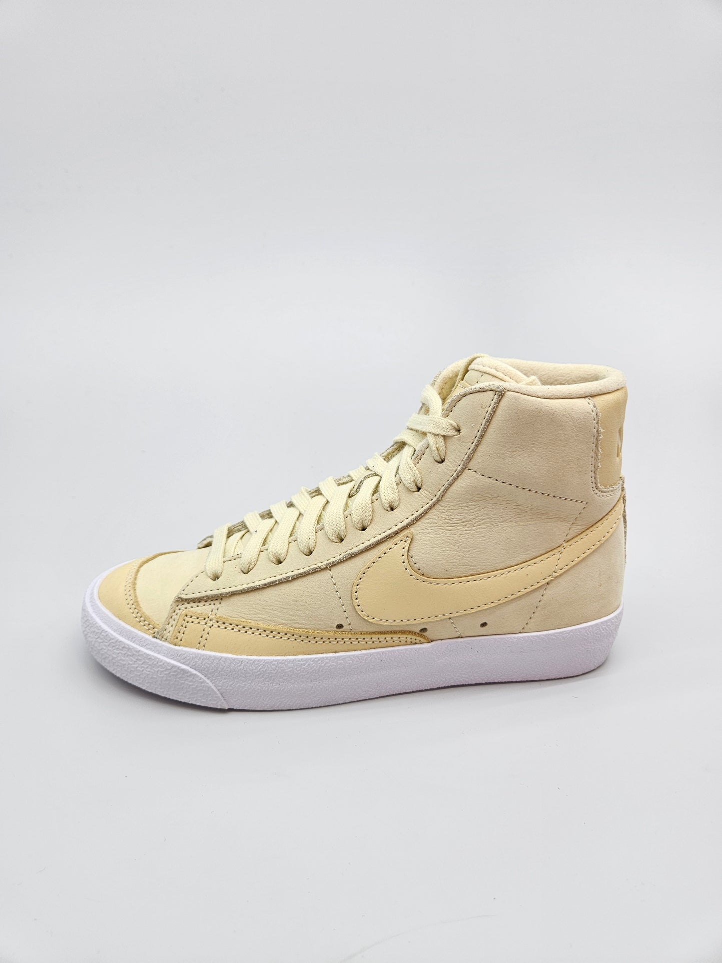 NIKE NOVI ORIGINAL PATIKI BR 36
