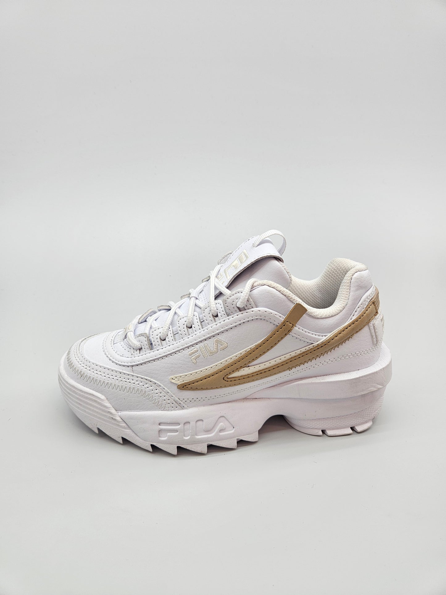 FILA NOVI ORIGINAL PATIKI BR 38