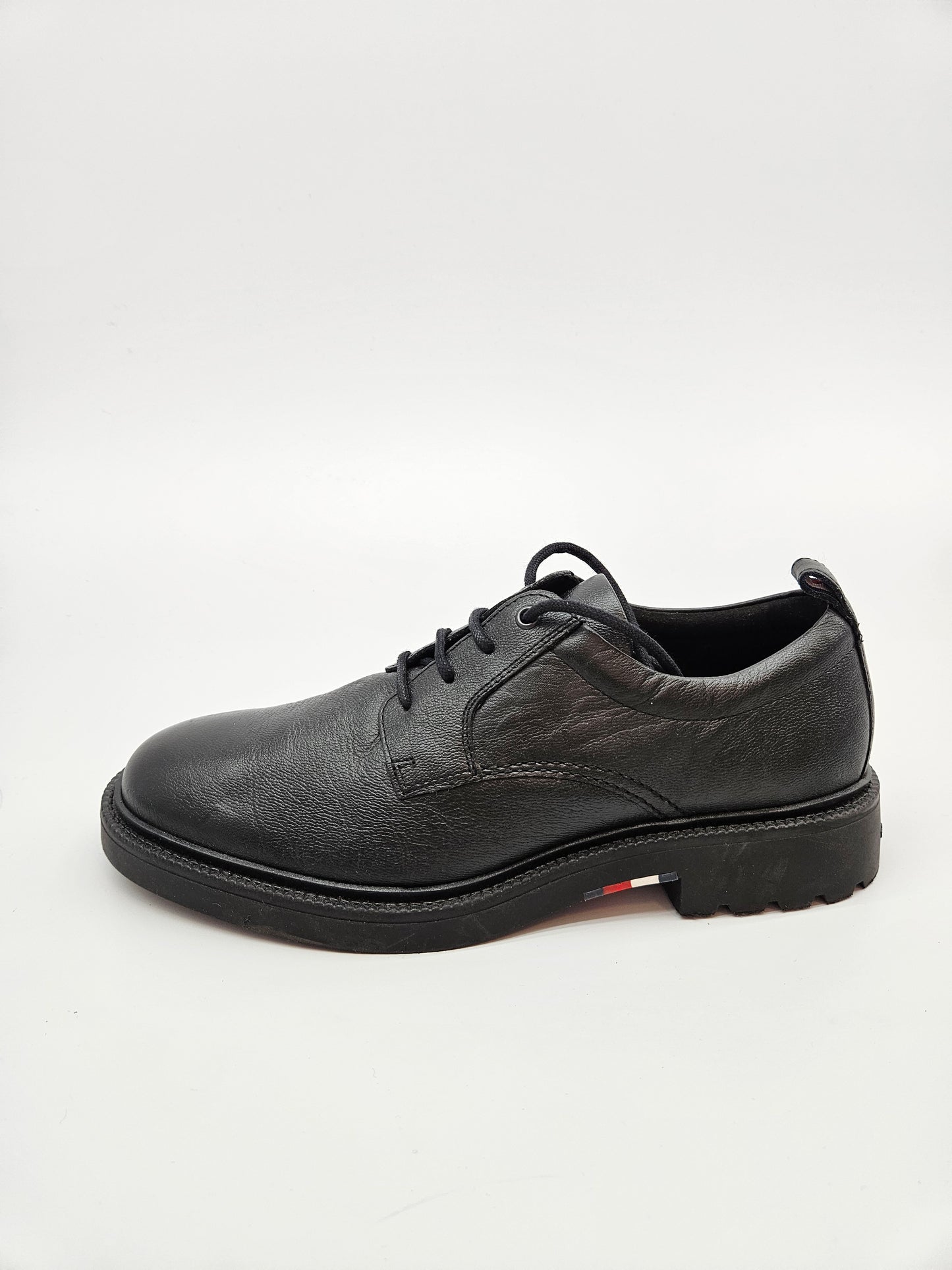 TOMMY HILFIGER ORIGINAL KOZNI CEVLI BR 44