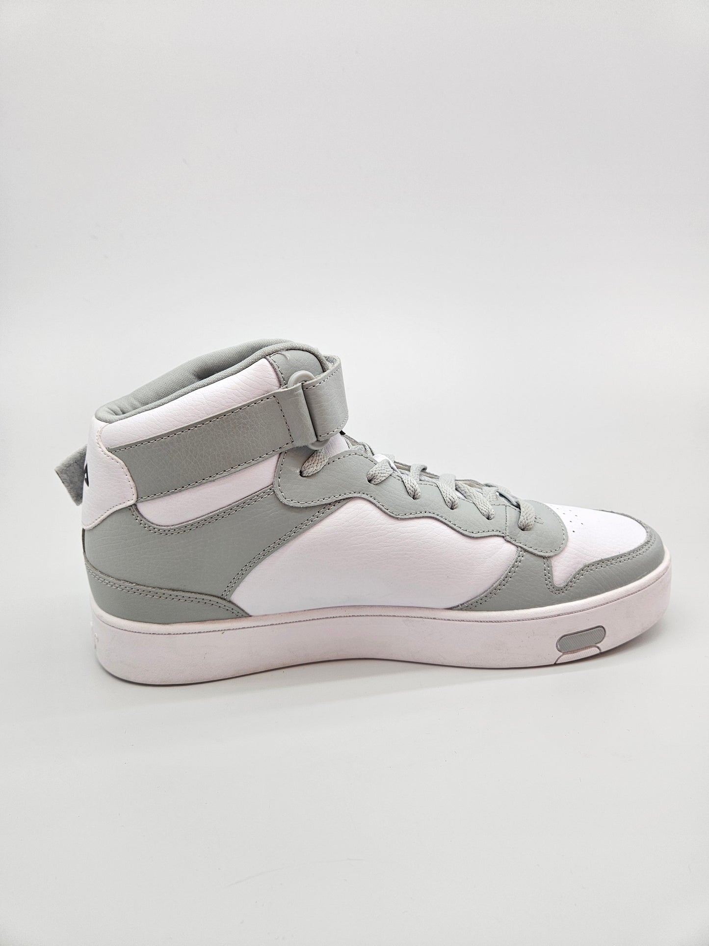 FILA NOVI ORIGINAL PATIKI BR 45