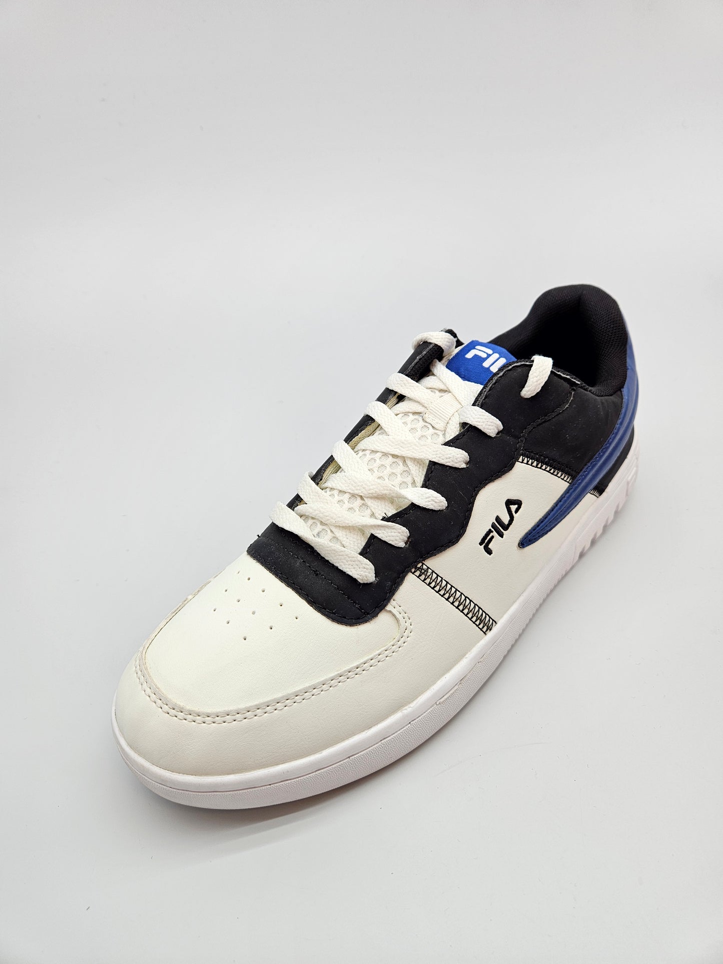 FILA NOVI ORIGINAL PATIKI BR 47