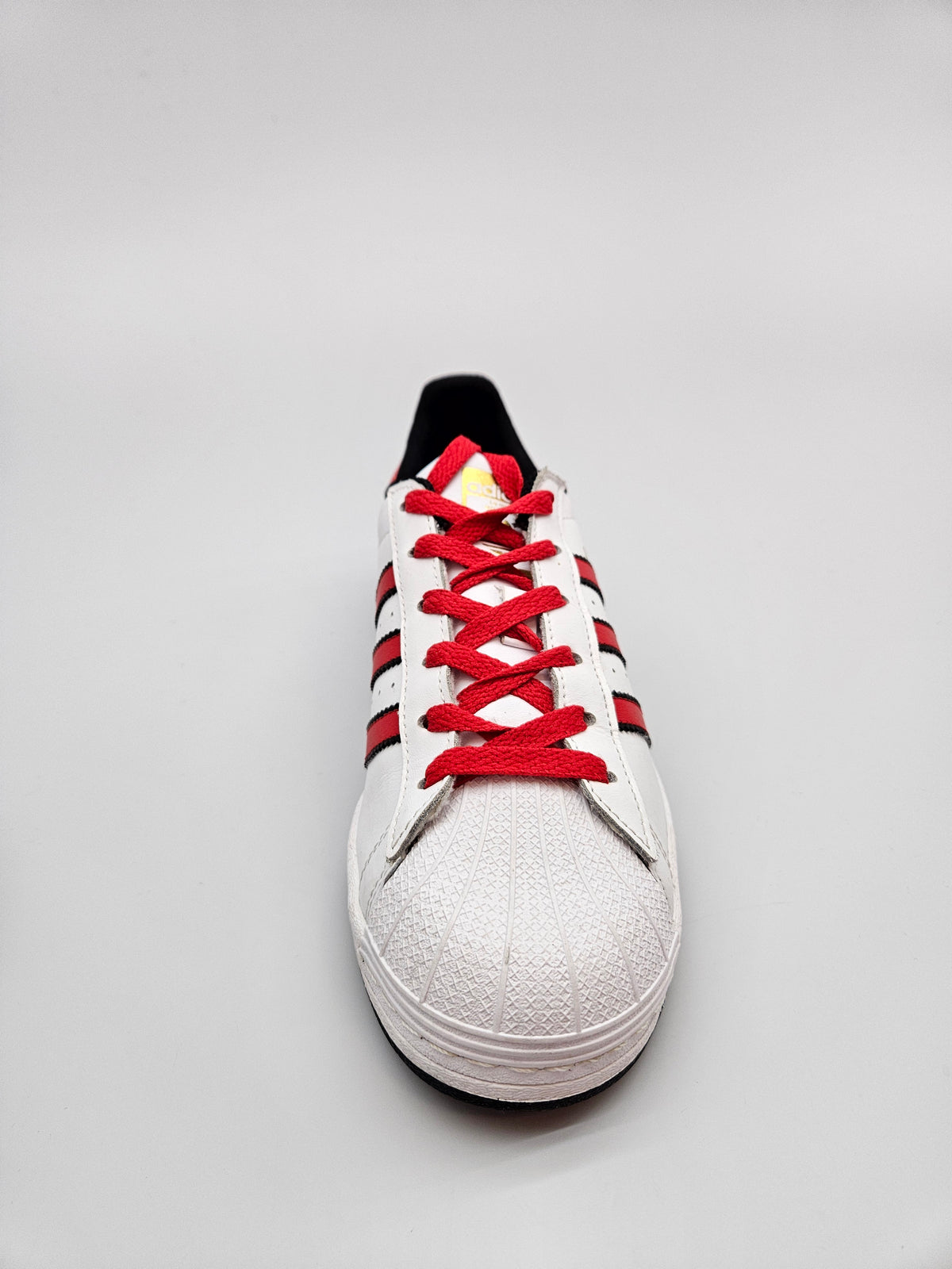 ADIDAS SUPERSTAR NOVI ORIGINAL PATIKI BR 38.5