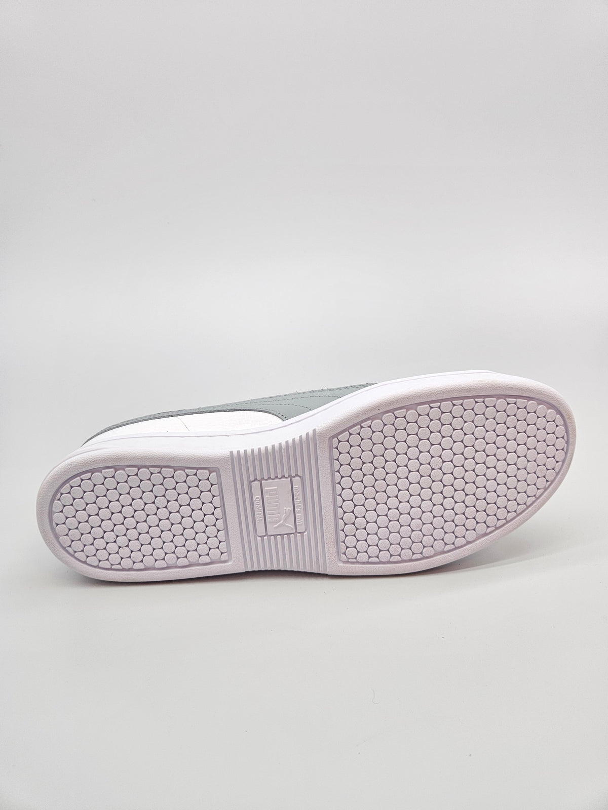 PUMA NOVI ORIGINAL PATIKI BR 44.5