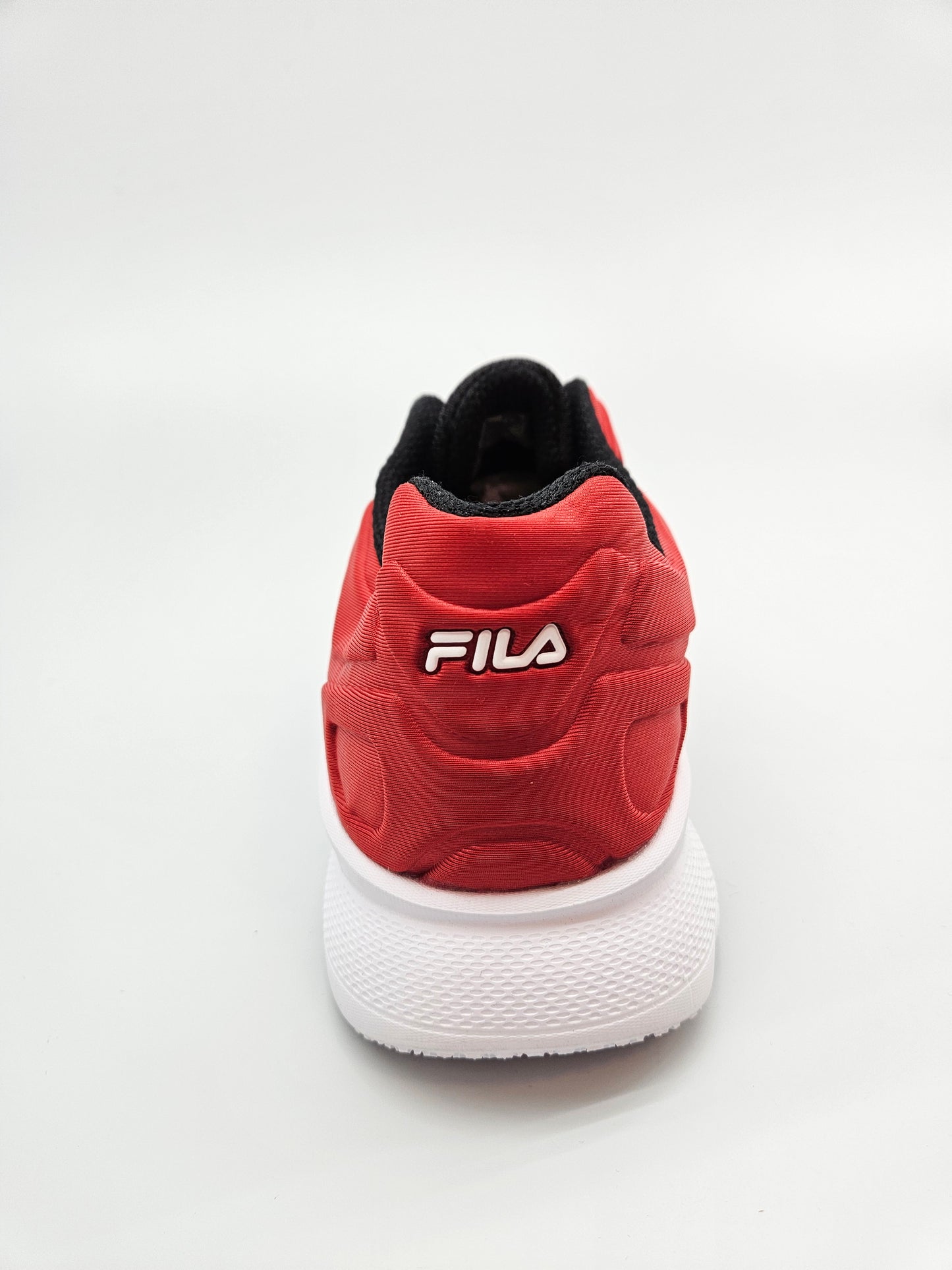 FILA NOVI ORIGINAL PATIKI. R 47