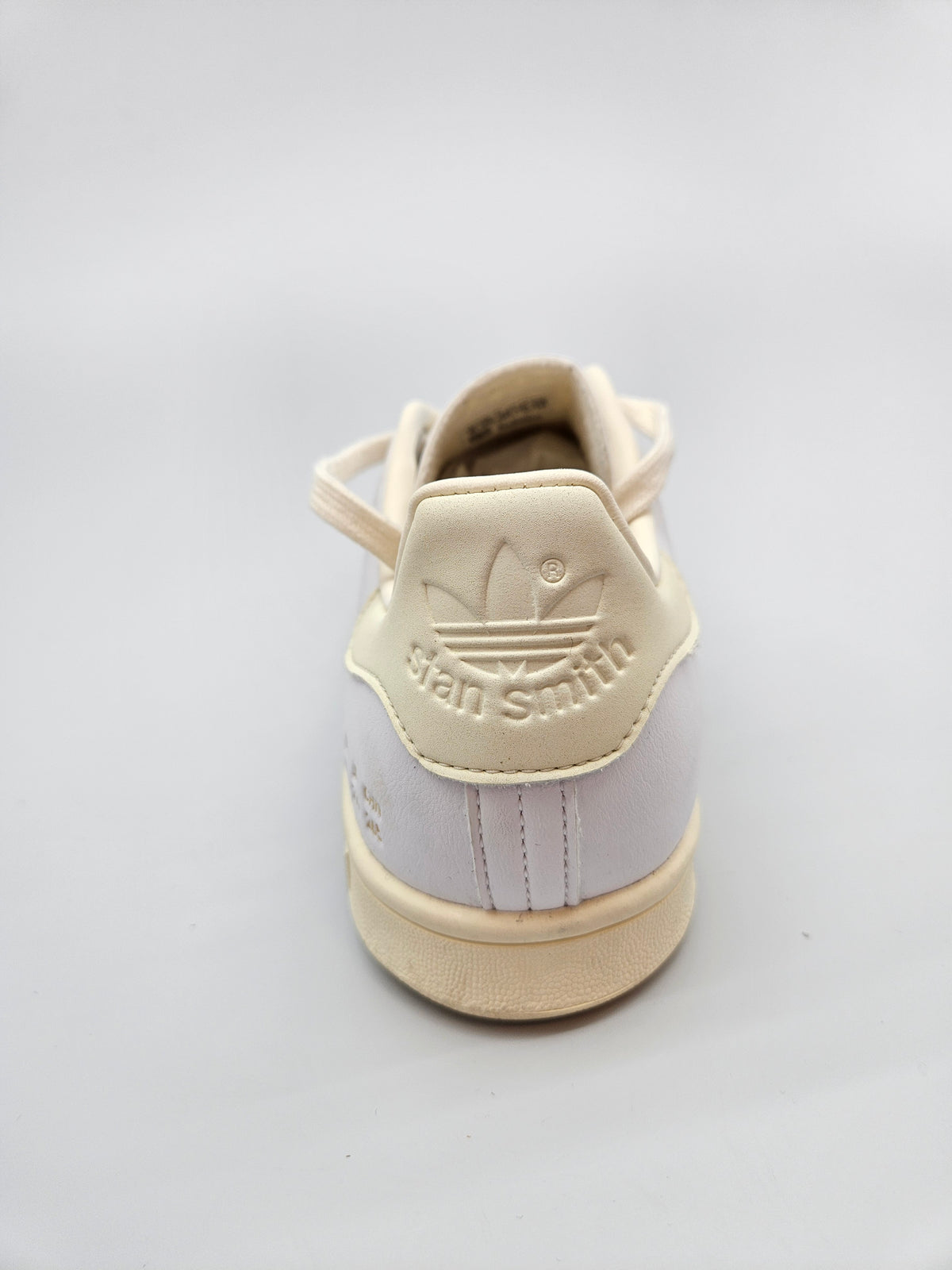 ADIDAS NOVI ORIGINAL PATIKI BR 42.5