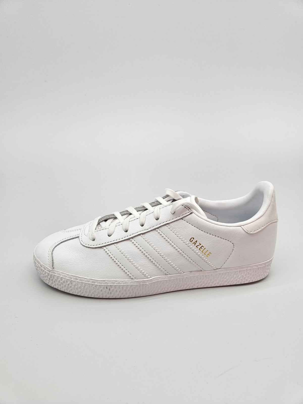 ADIDAS GAZZELE NOVI ORIGINAL PATIKI BR 37