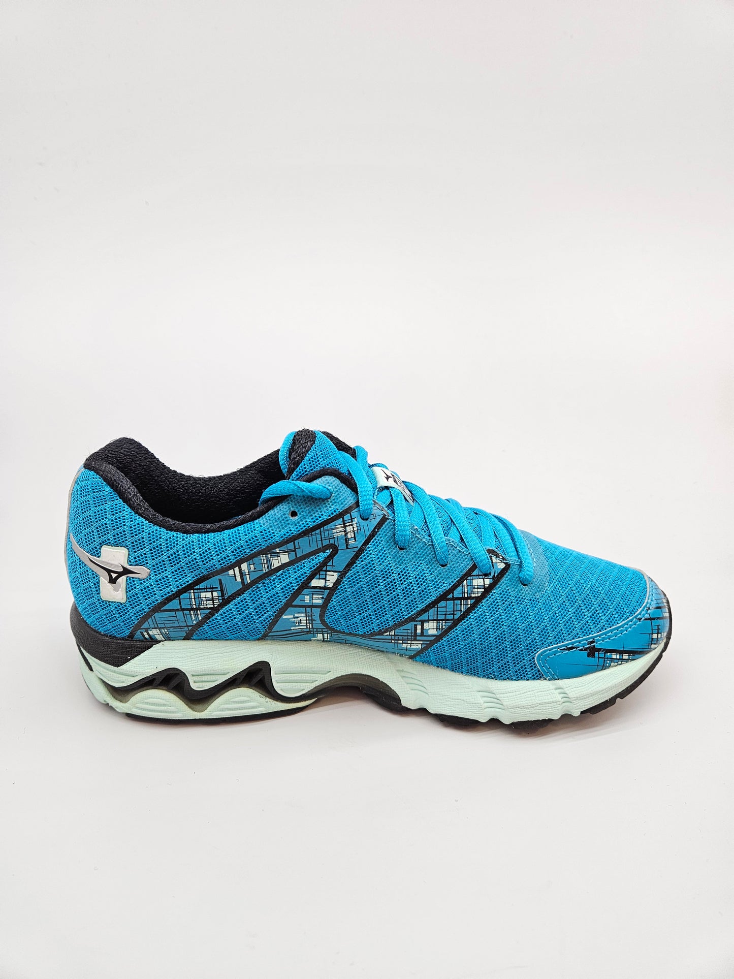 MIZUNO ORIGINAL PATIKI BR 36.5
