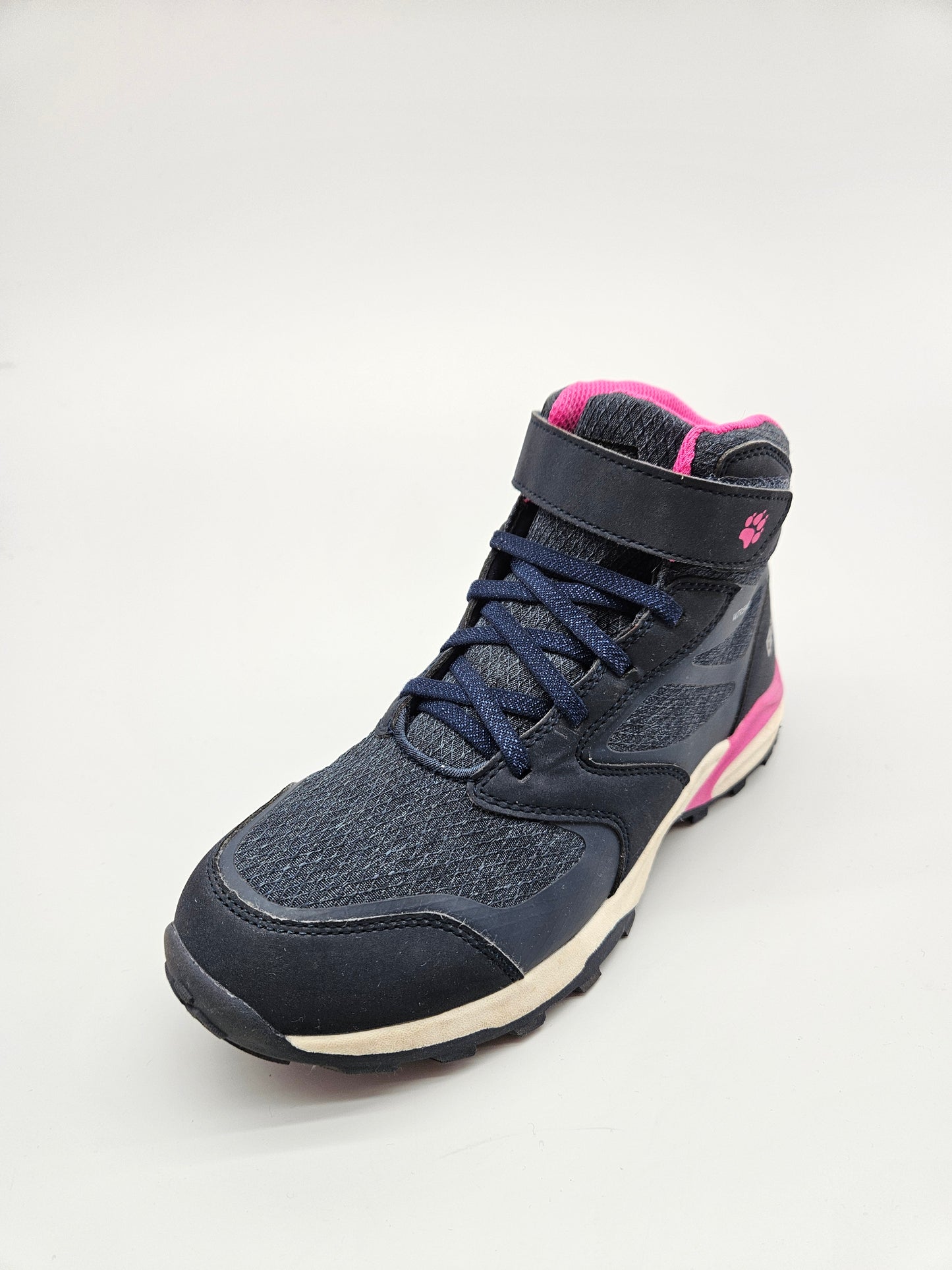 JACK WOLFSKIN ORIGINAL VODOTPORNI CIZMI BR 37