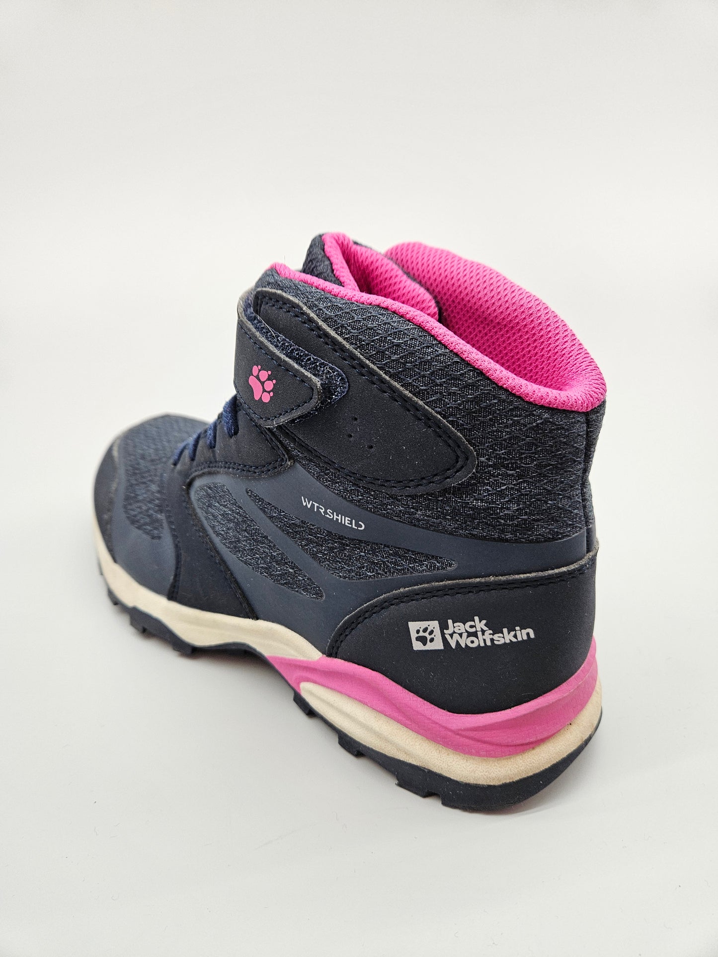 JACK WOLFSKIN ORIGINAL VODOTPORNI CIZMI BR 37