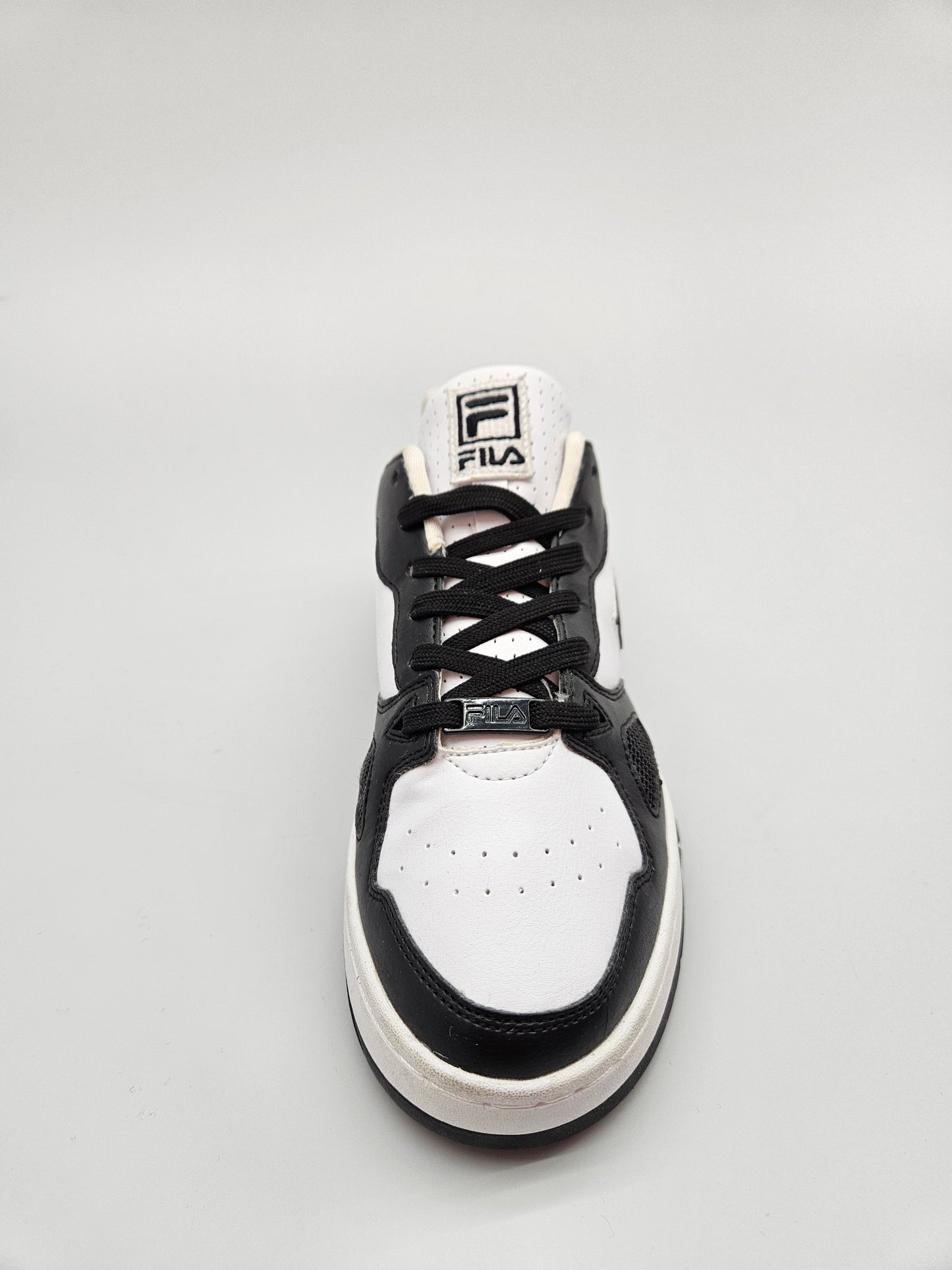 FILA NOVI ORIGINAL PATIKI BR 38.5