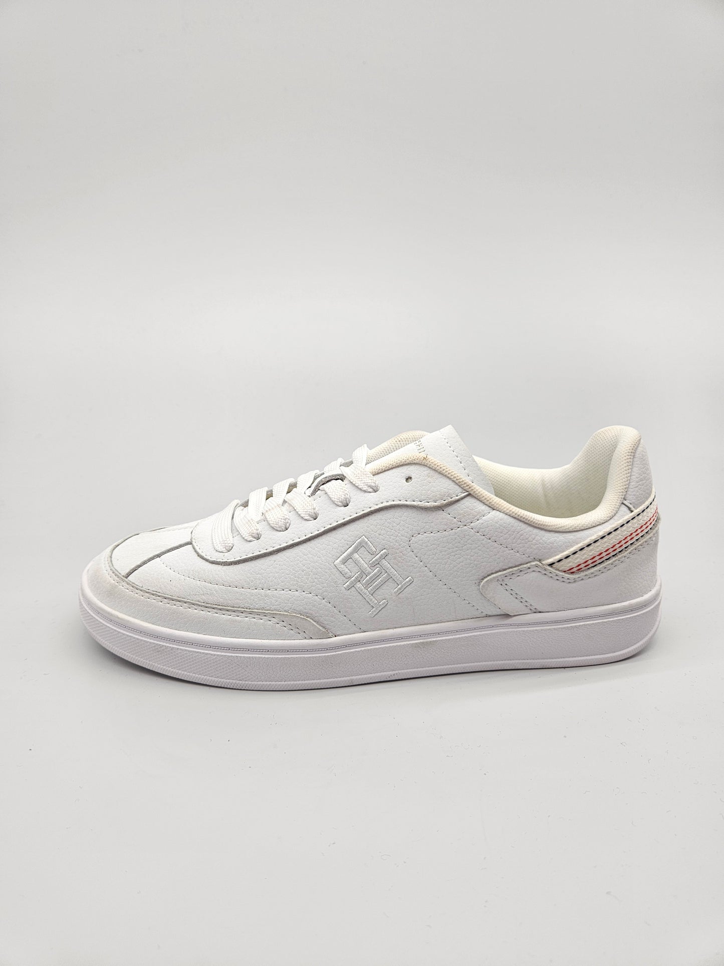 TOMMY HILFIGER ORIGINAL PATIKI BR 39