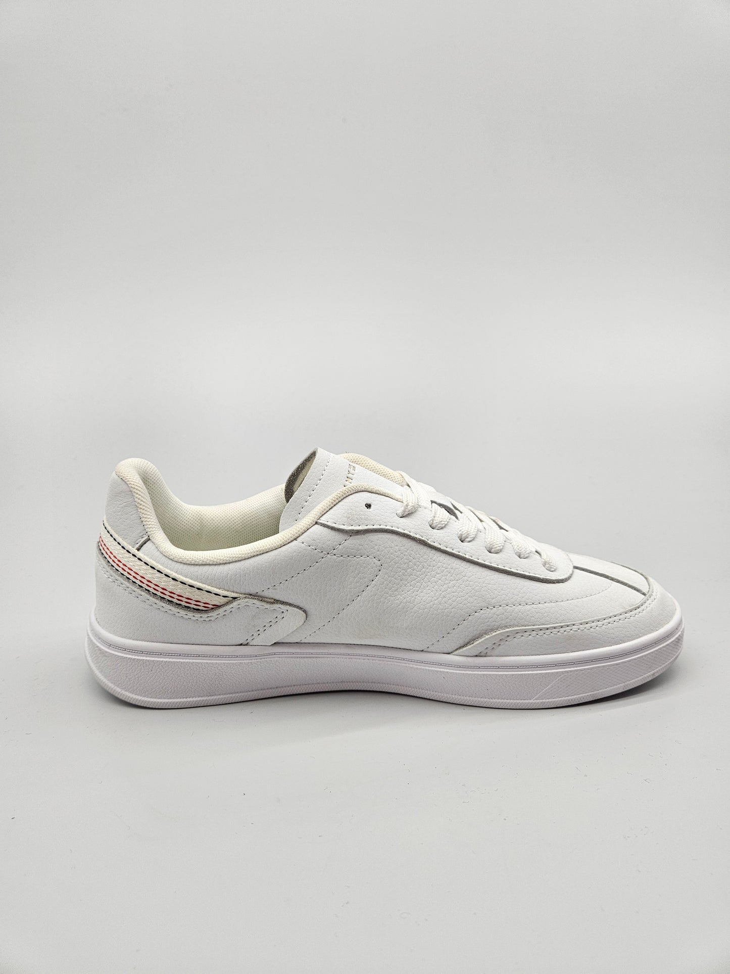 TOMMY HILFIGER ORIGINAL PATIKI BR 39