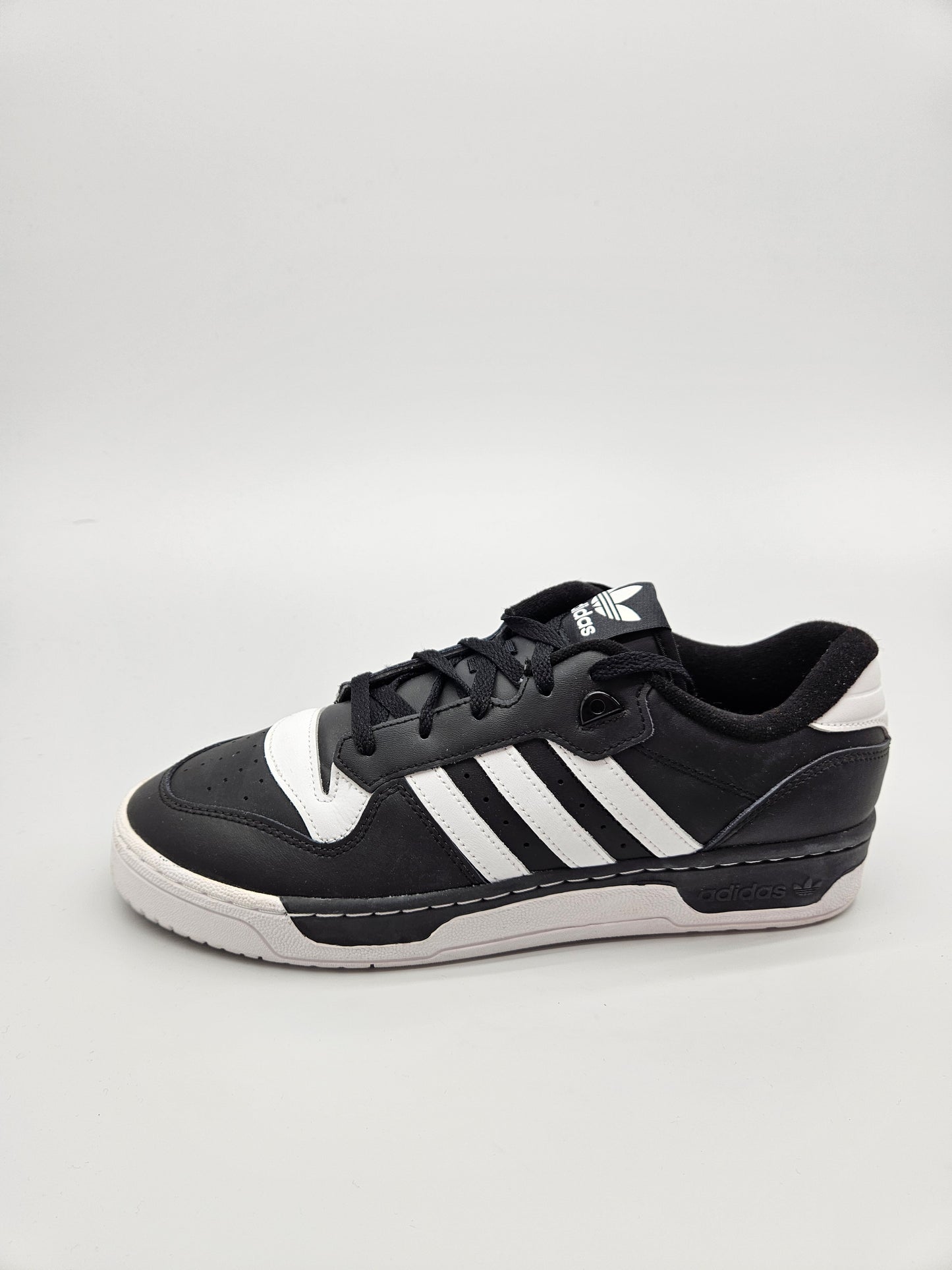 ADIDAS ORIGINAL PATIKI BR 46