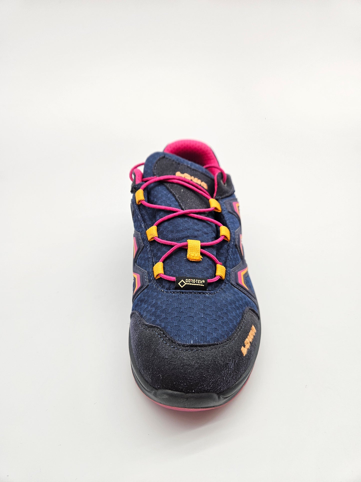 LOWA GORETEX NOVI ORIGINAL PATIKI BR 36