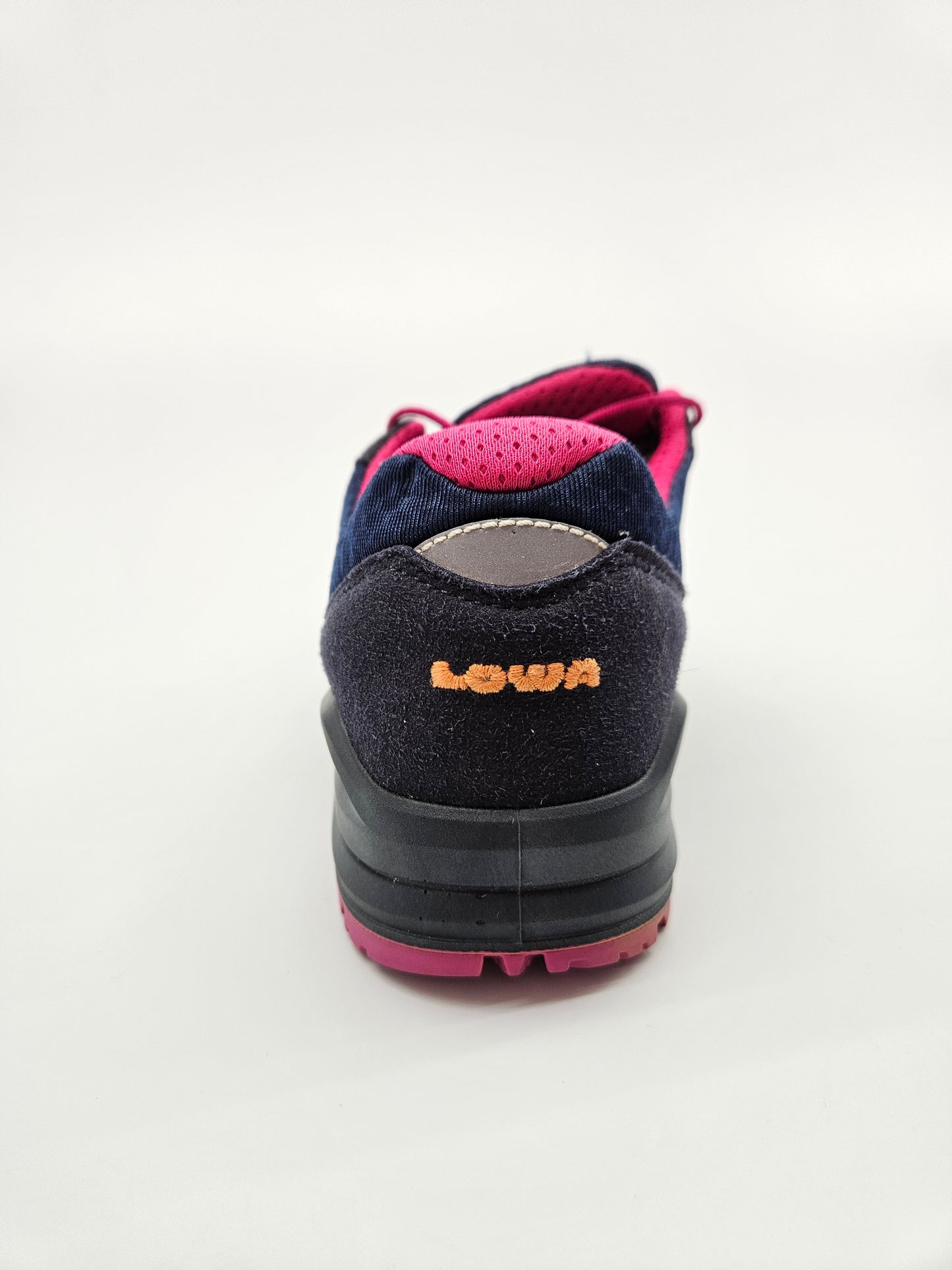 LOWA GORETEX NOVI ORIGINAL PATIKI BR 36