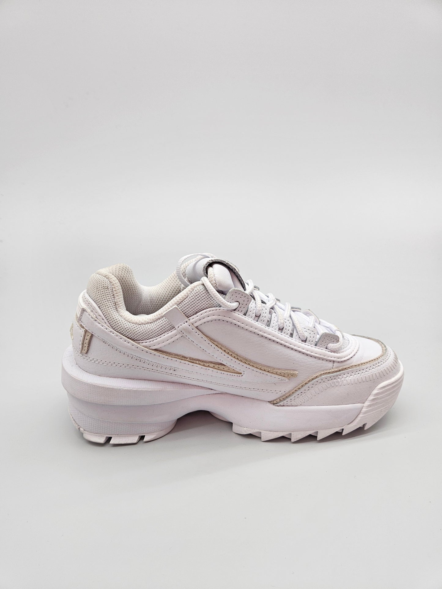 FILA NOVI ORIGINAL PATIKI BR 38.5