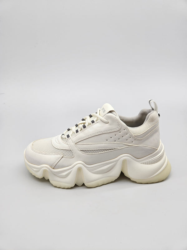 STEVE MADEN NOVI ORIGINAL PATIKI BR 39