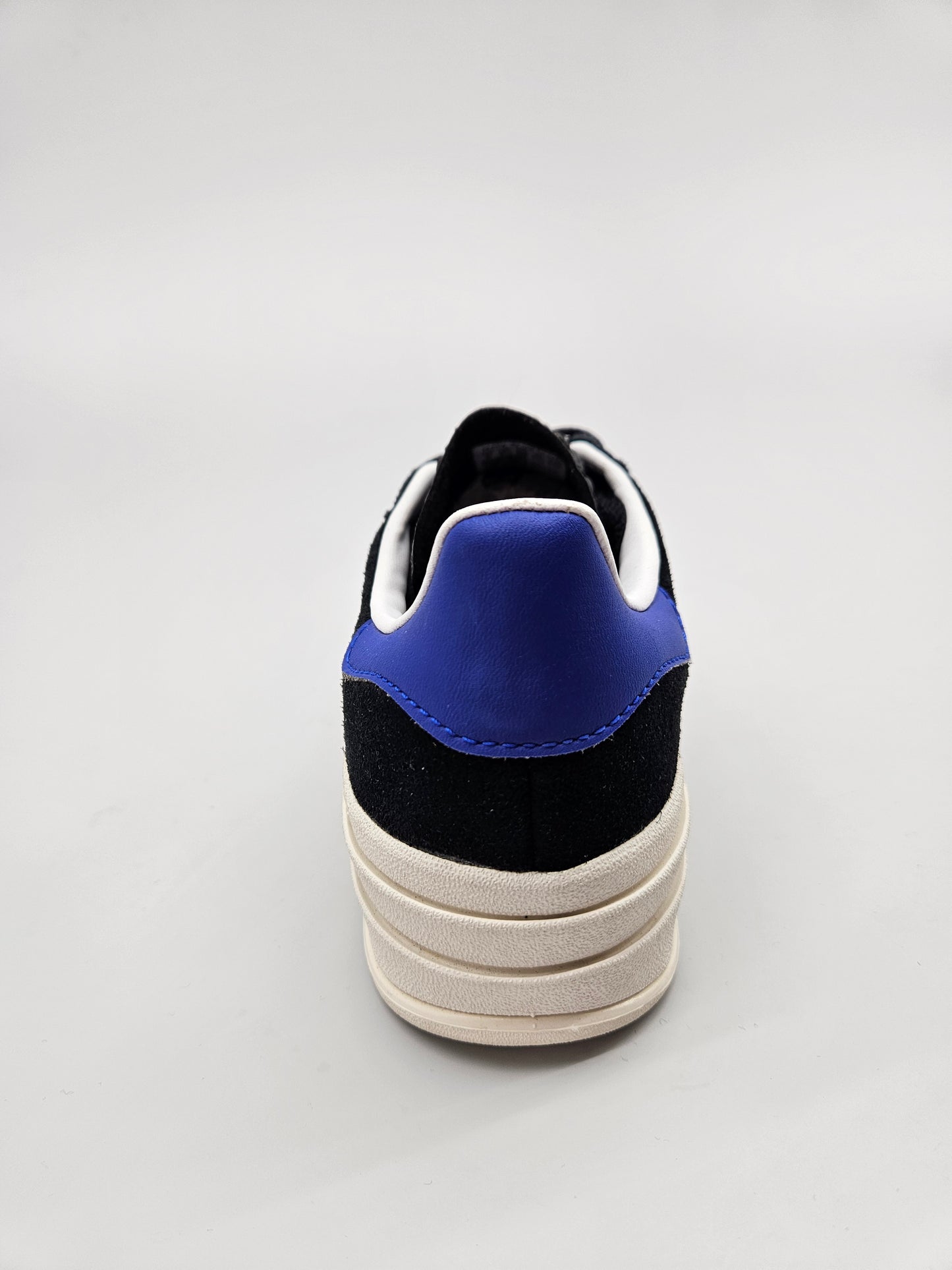 ADIDAS GAZZELE NOVI ORIGINAL PATIKI BR 36