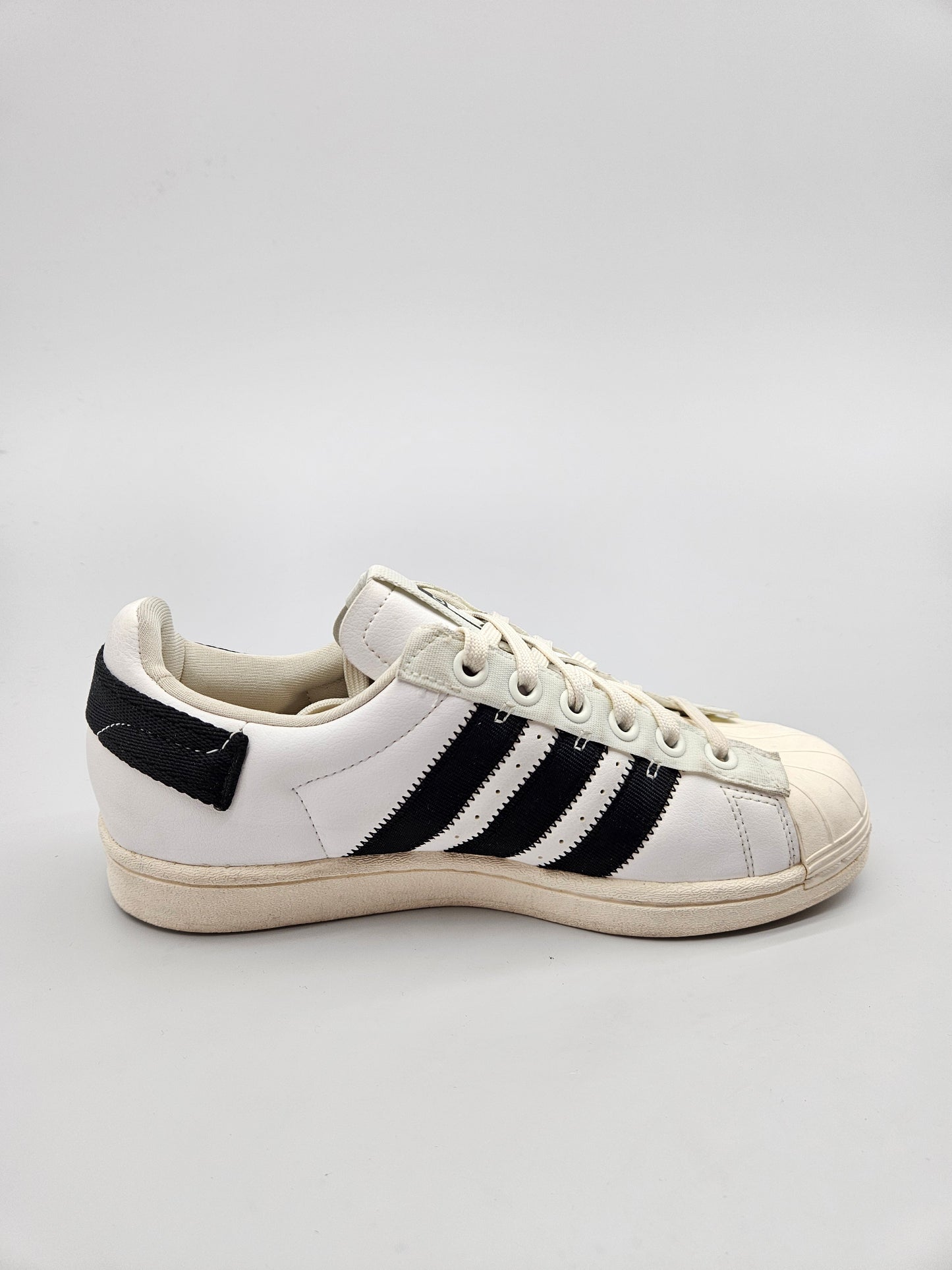 ADIDAS ORIGINAL PATIKI BR 39