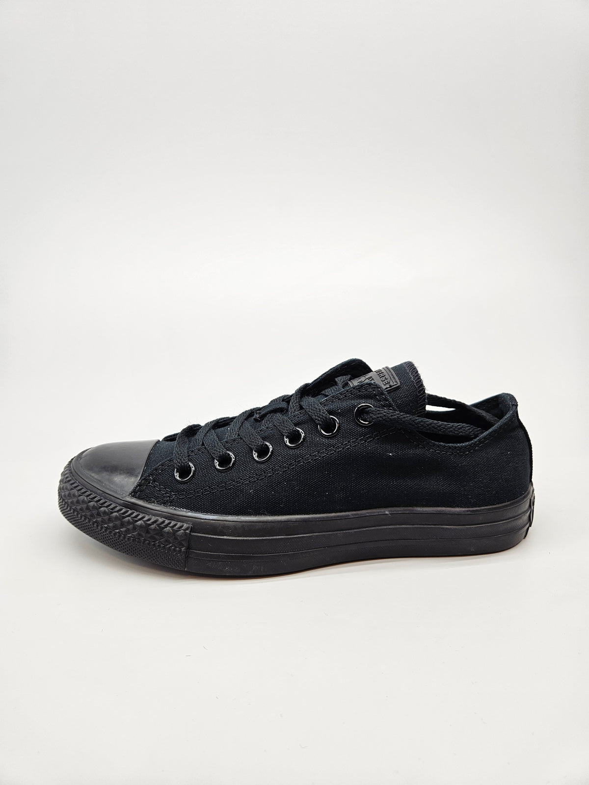 CONVERSE NOVI ORIGINAL PATIKI BR 37.5