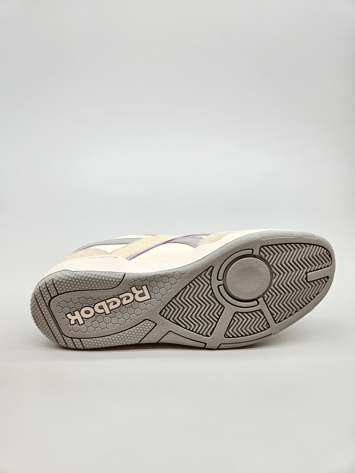 REEBOK NOVI ORIGINAL PATIKI BR 37.5