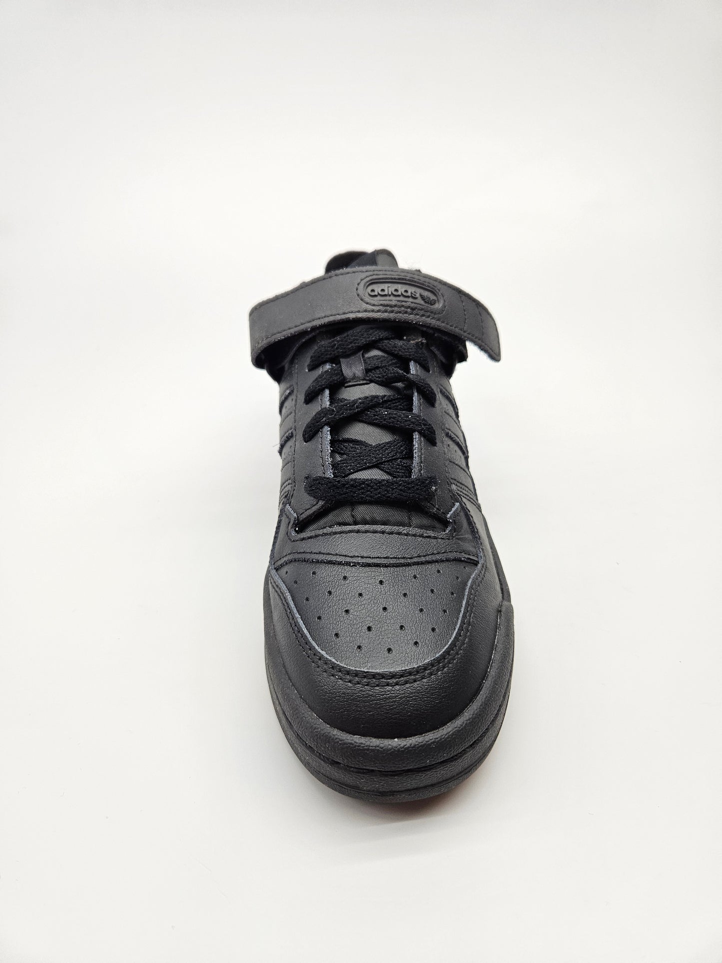 ADIDAS NOVI ORIGINAL PATIKI BR 40