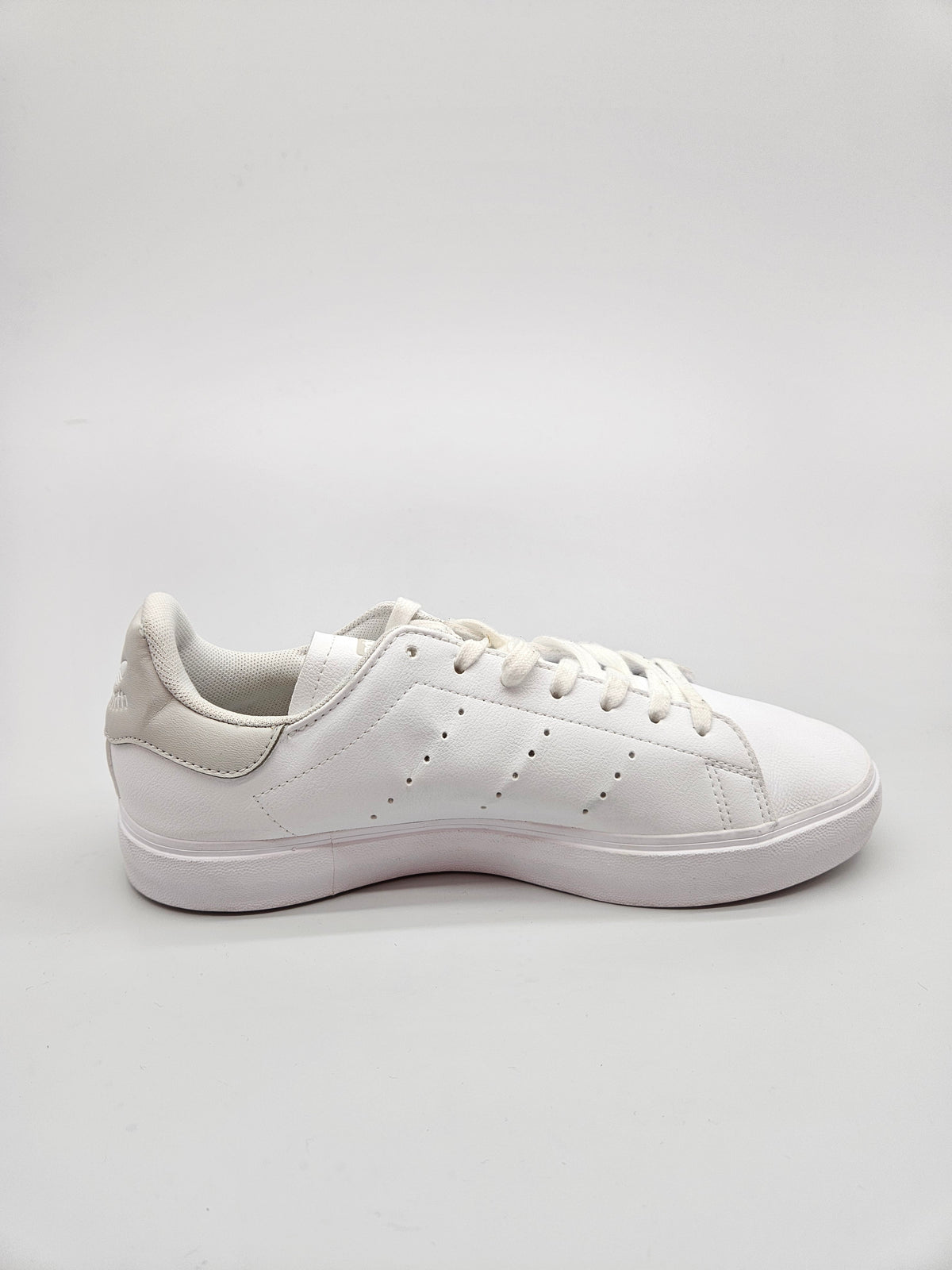ADIDAS STAN SMITH NOVI ORIGINAL PATIKI BR 38